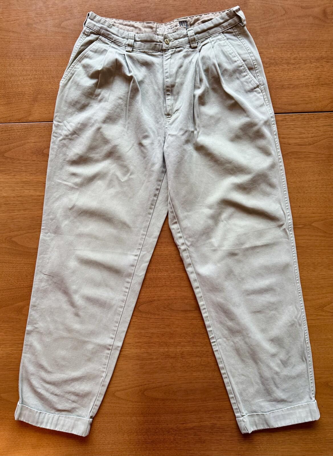 Gap Vintage 90s GAP Khakis Men’s Relaxed Fit Pleated Front 33x32 Size US 33 - 1 Thumbnail