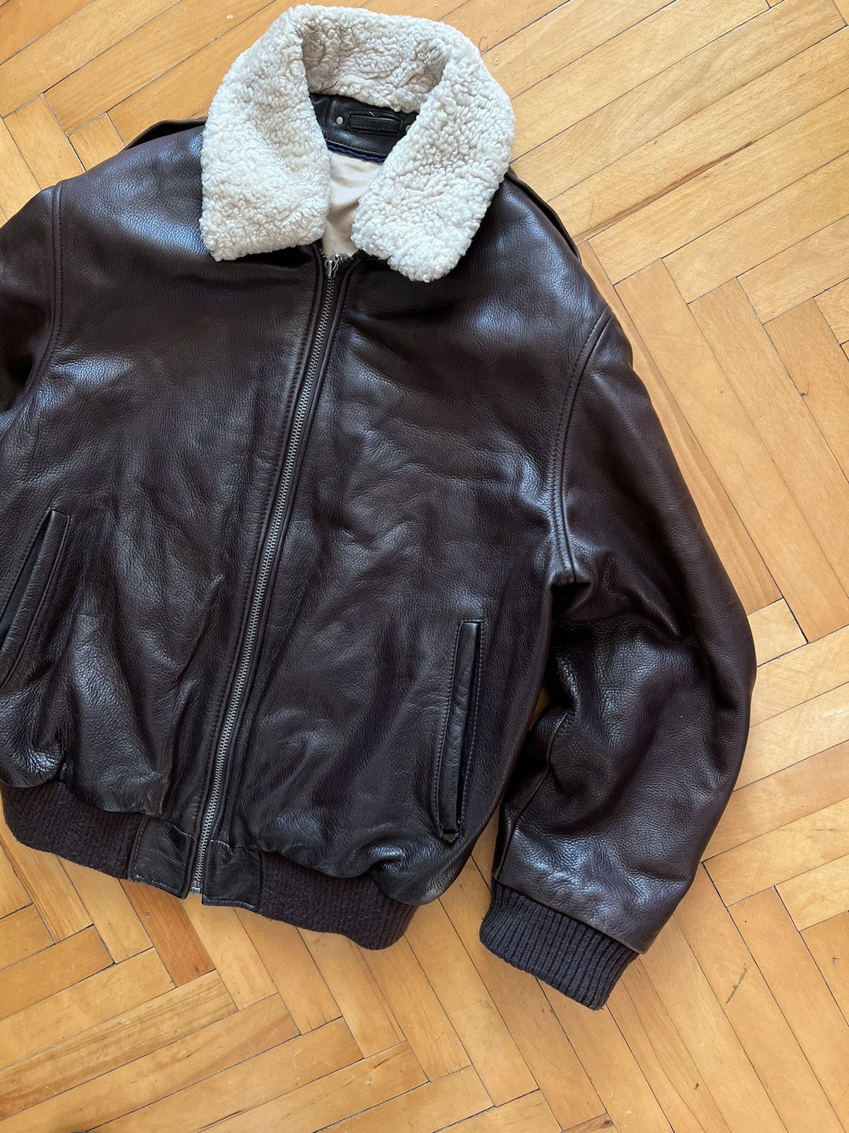 Vintage Vintage Leather Flight Pilot Bomber Jacket Avirex style Size US XL / EU 56 / 4 - 5 Thumbnail