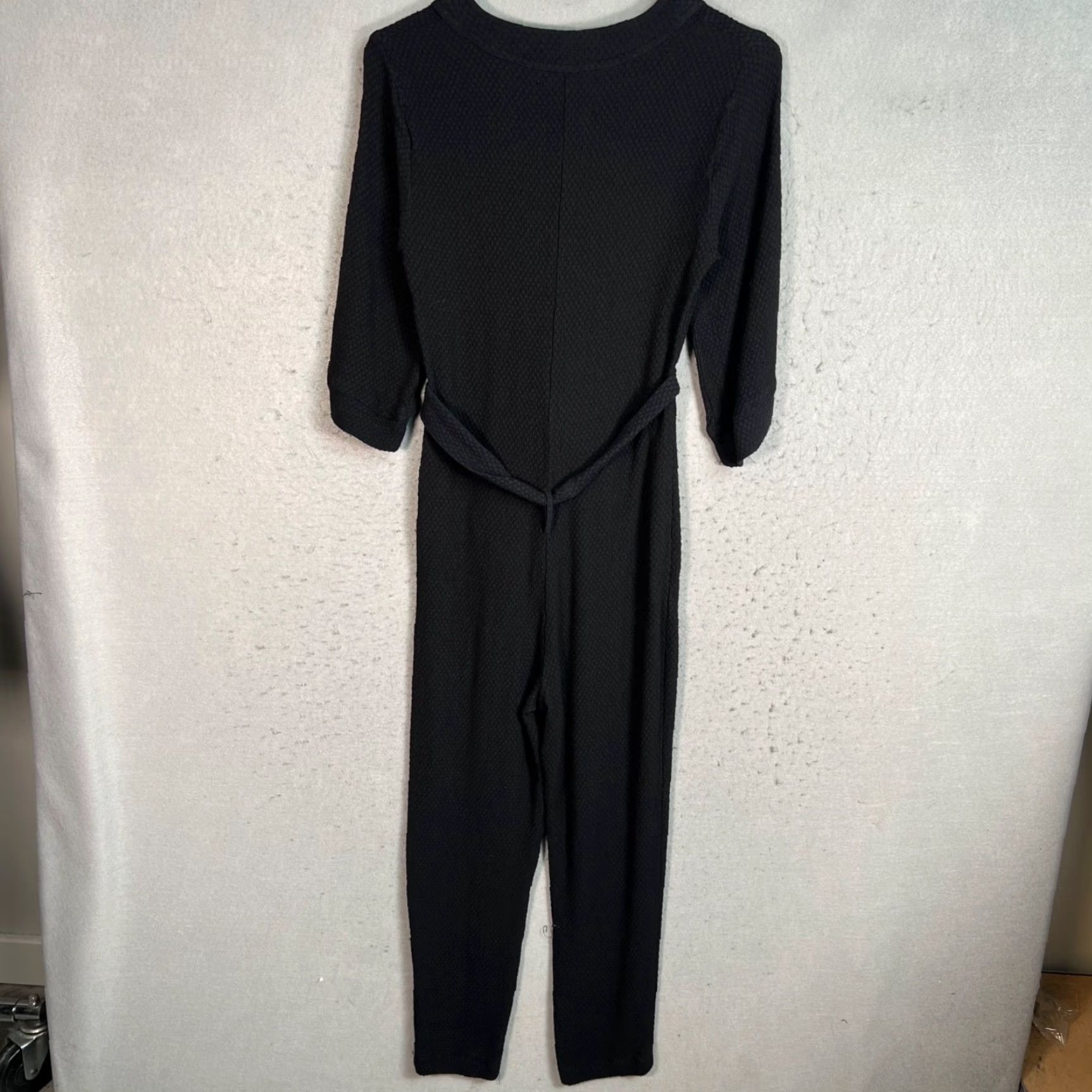 Reformation Reformation Jumpsuit One-Piece Black XS Textured Wrap With Pockets Womens Size 26" / US 2 / IT 38 - 2 Thumbnail