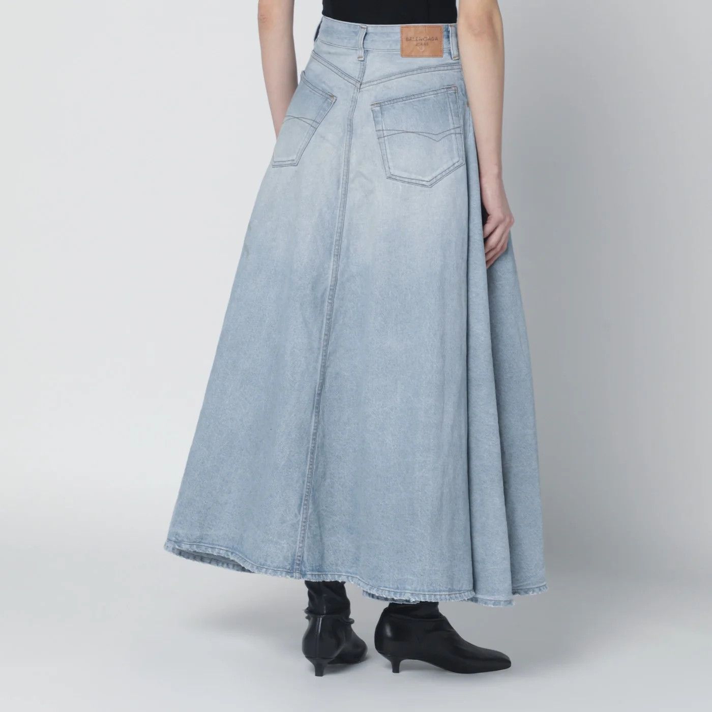 Balenciaga o1d2blof0426 Denim Skirt in Light Blue Size 27" / US 4 / IT 40 - 4 Thumbnail