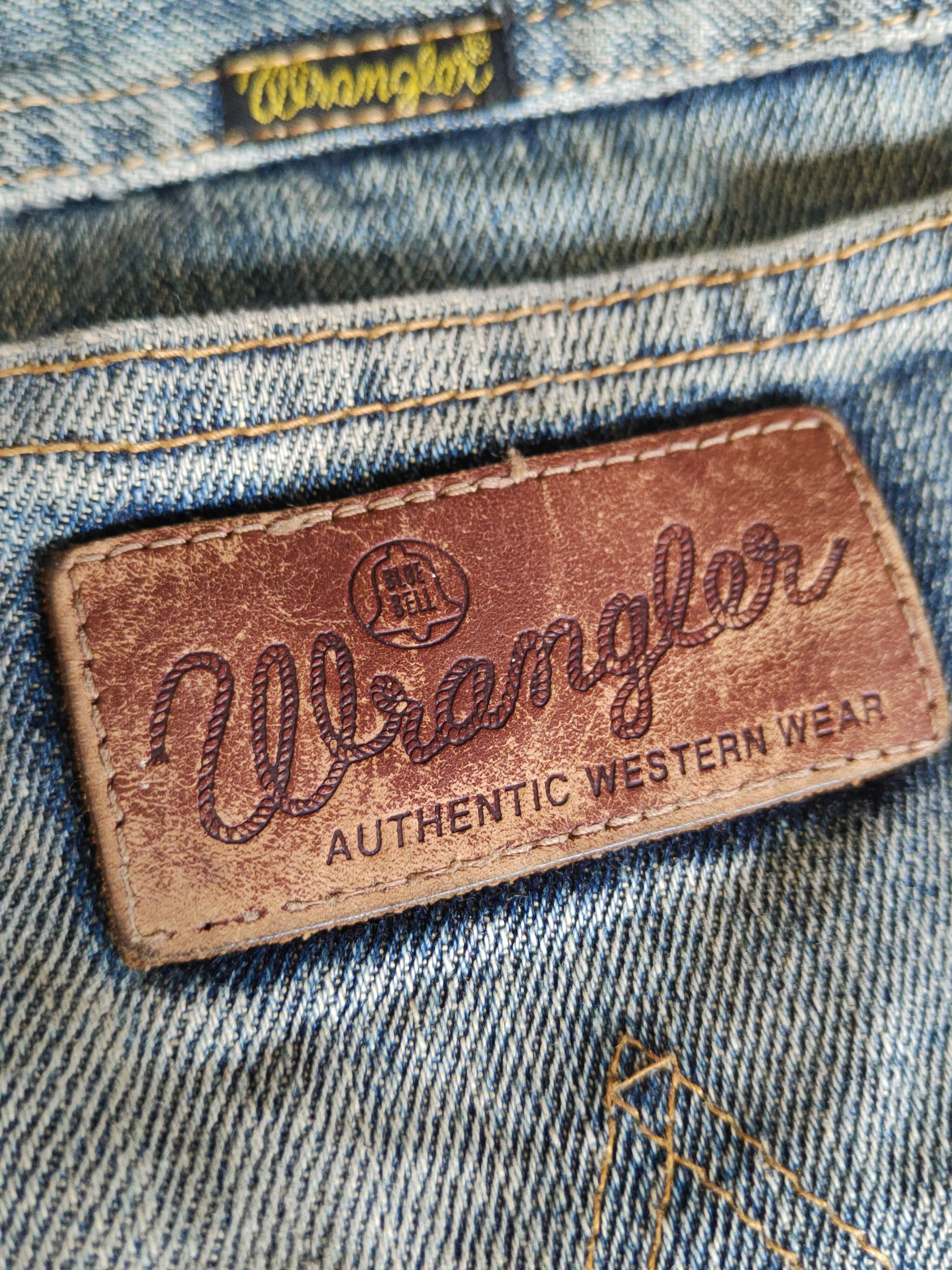 Japanese Brand Wrangler Dark Blue Faded Distressed Ripped Jeans #S2246 Size US 31 - 13 Thumbnail