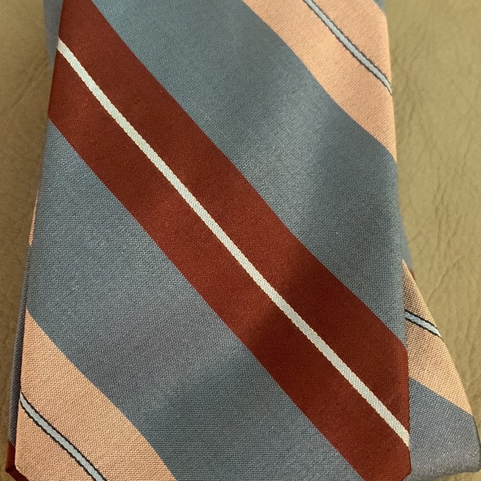 Pierre Cardin Pierre Cardin couture Paris Italian 100% silk necktie Size ONE SIZE - 11 Thumbnail