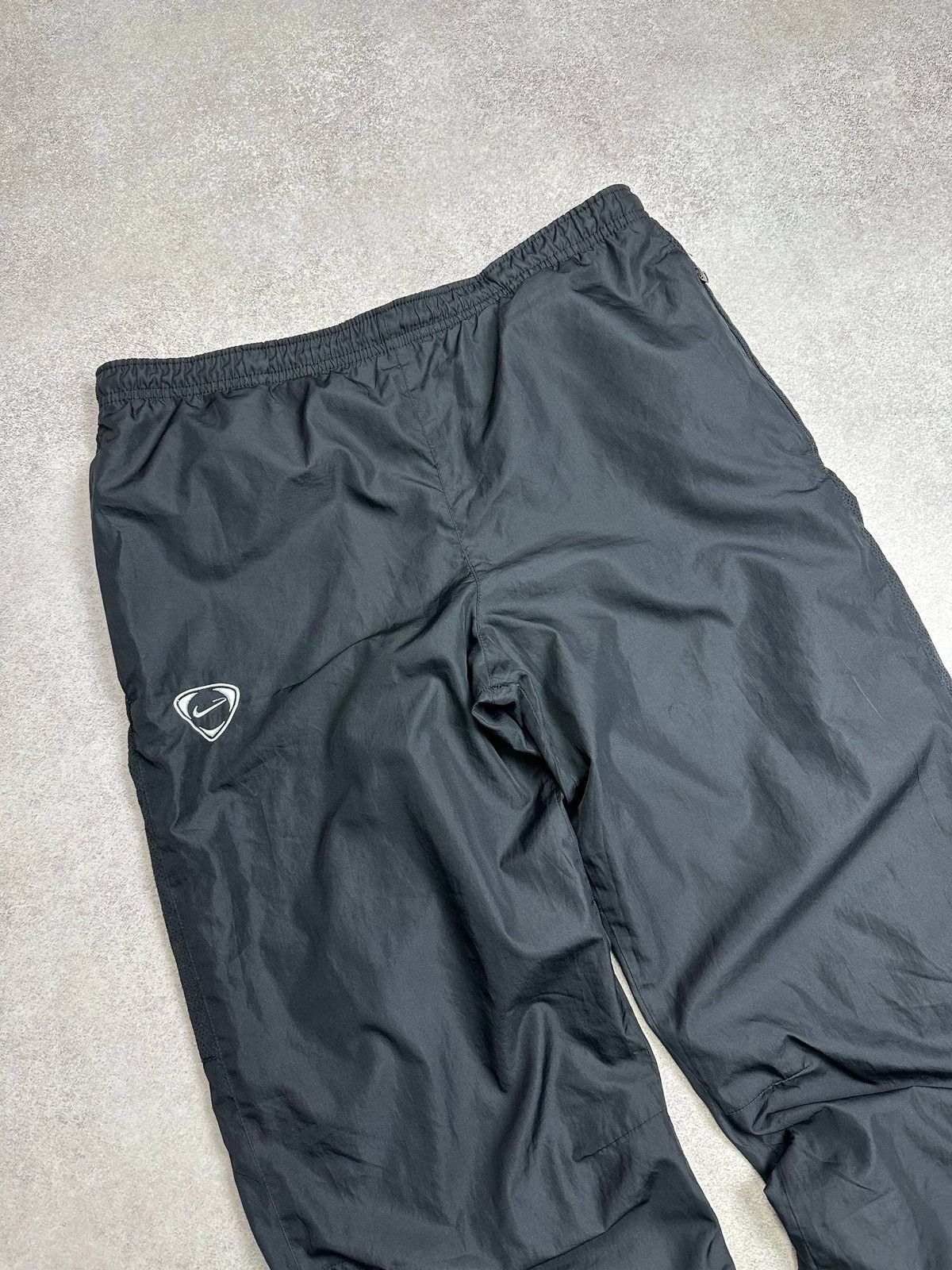 Nike Vintage Nike TN Skepta Y2K Nylon Tracksuit M Size US M / EU 48-50 / 2 - 12 Thumbnail