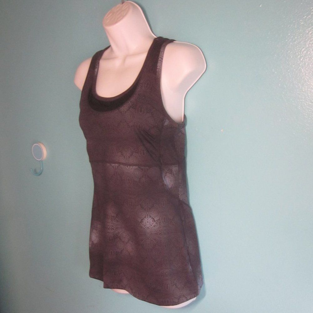 Athleta Athleta Sport Tank With Shelf Bra Size S Gray Paisley Size S / US 4 / IT 40 - 8 Thumbnail