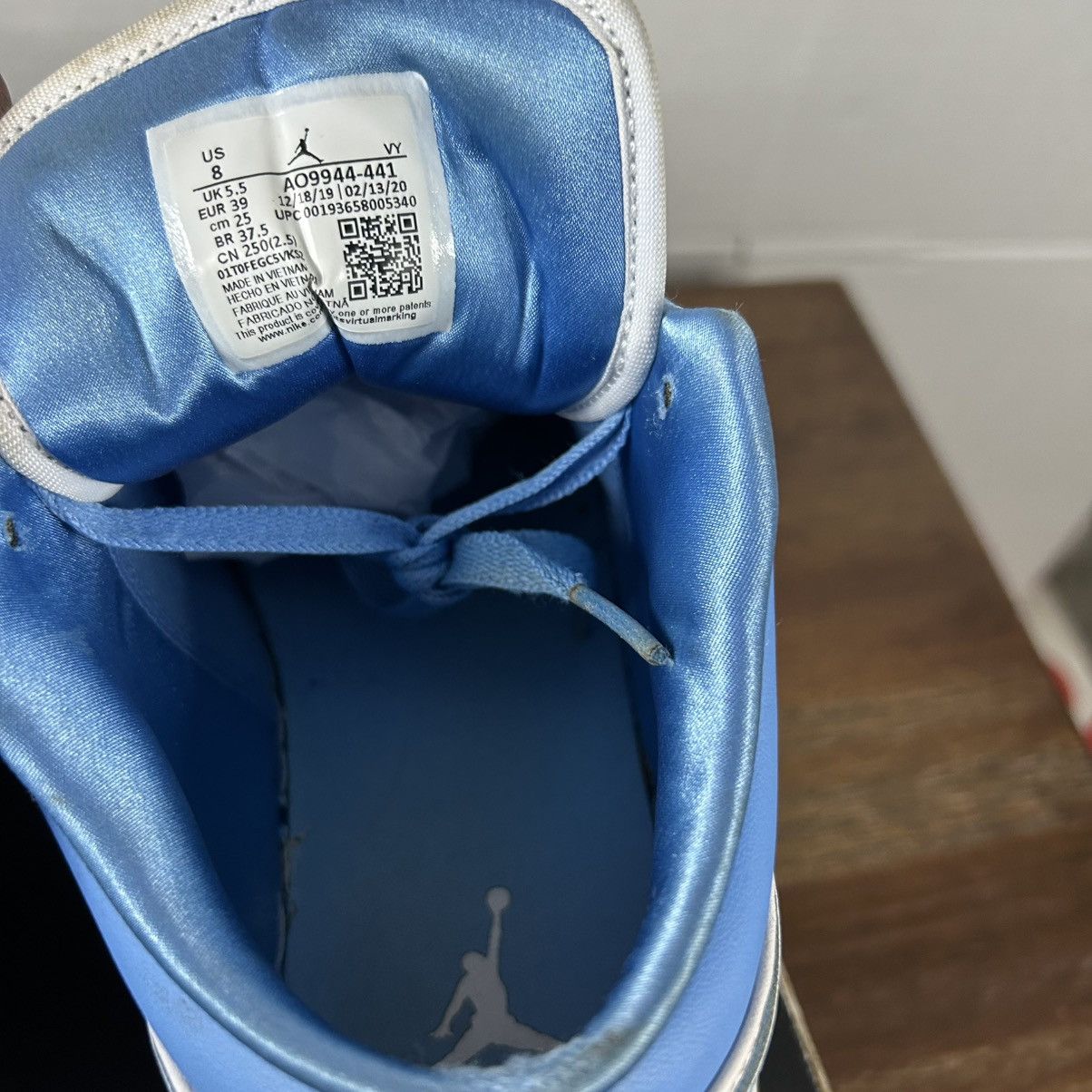Nike Jordan 1 Low University Blue UNC Women's Size 8 Size US 8 / IT 38 - 4 Thumbnail