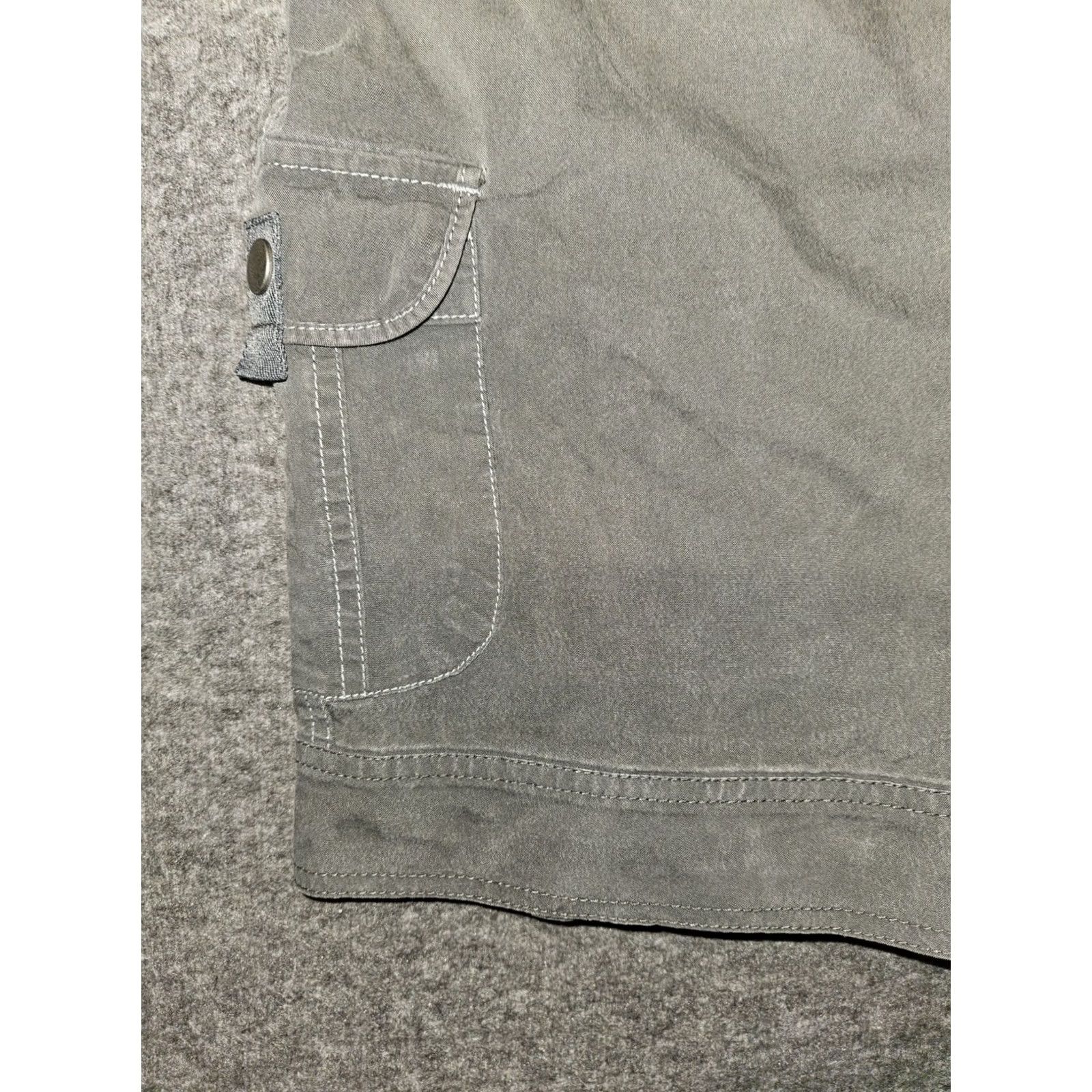 Vintage Kuhl Cargo Bermuda Shorts Women's 12 Gray Mid Rise Hiking Camping Outdoors Brown Spots? (Note: Kept original content intact) Size 34" / US 12 / IT 48 - 7 Thumbnail
