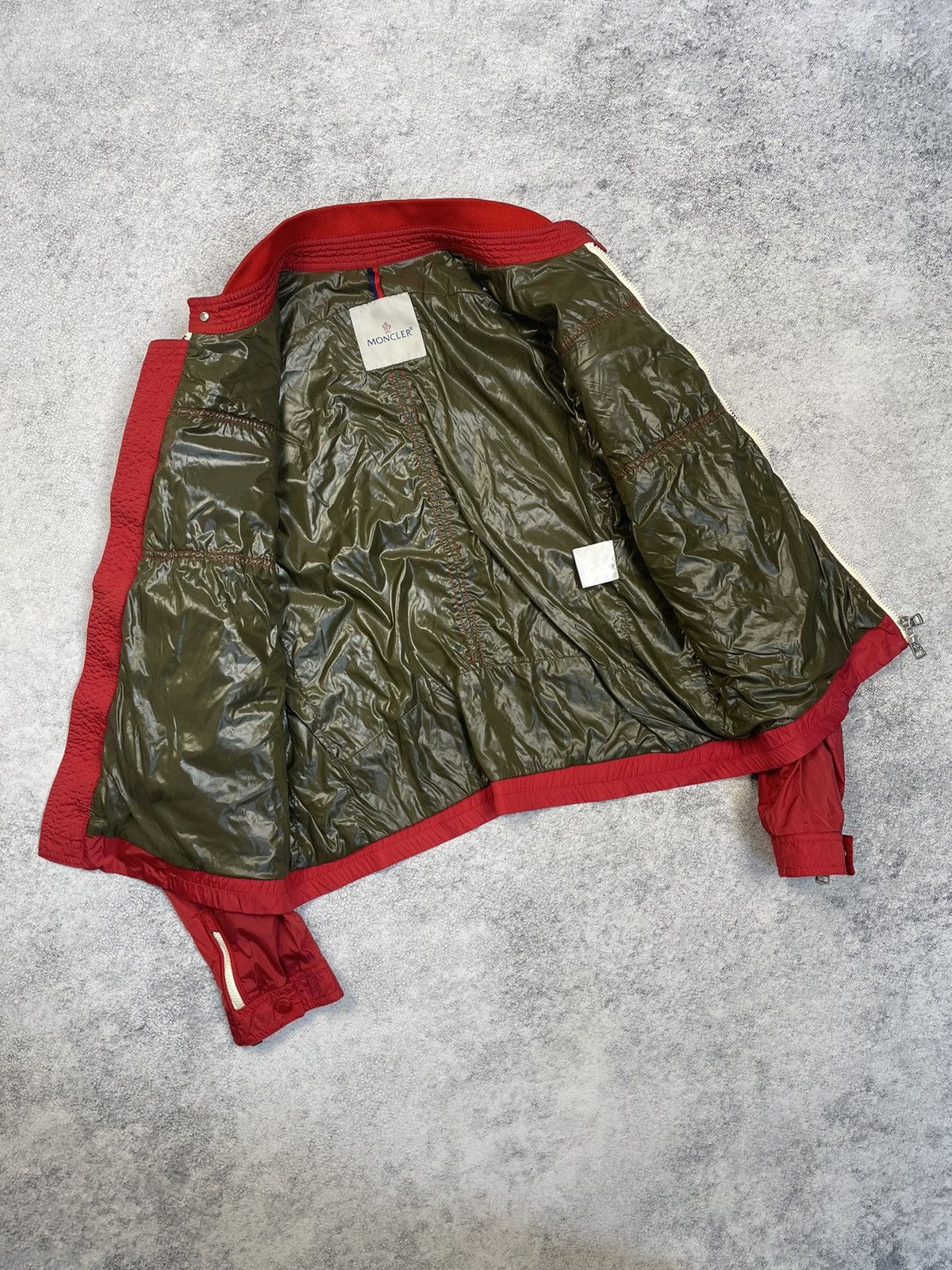 Moncler Moncler thym Lightweight Jacket Red Size US S / EU 44-46 / 1 - 10 Thumbnail