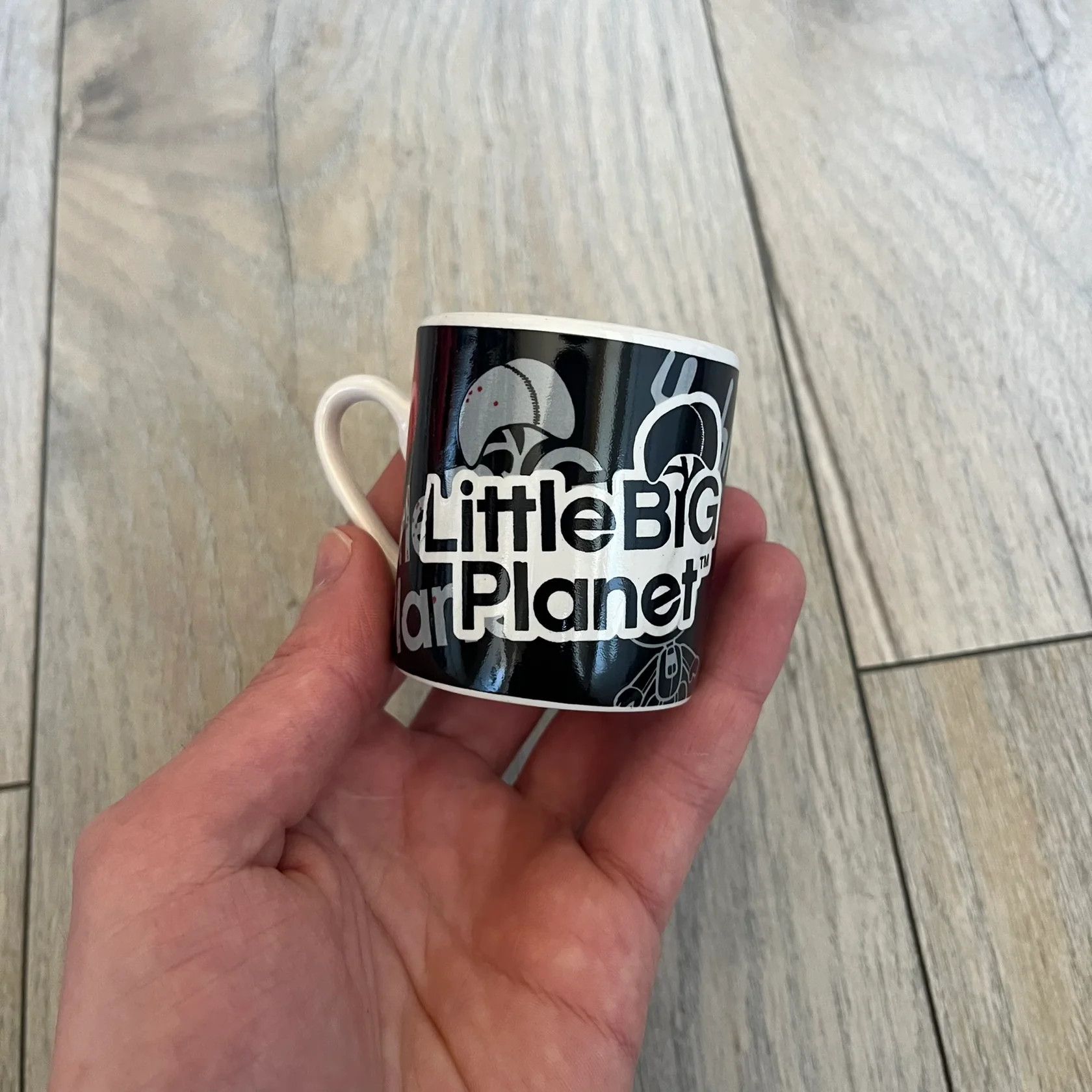Sony Little Big Planet 2011 Collectable Mini Mugs + Saucers Set Size ONE SIZE - 15 Thumbnail
