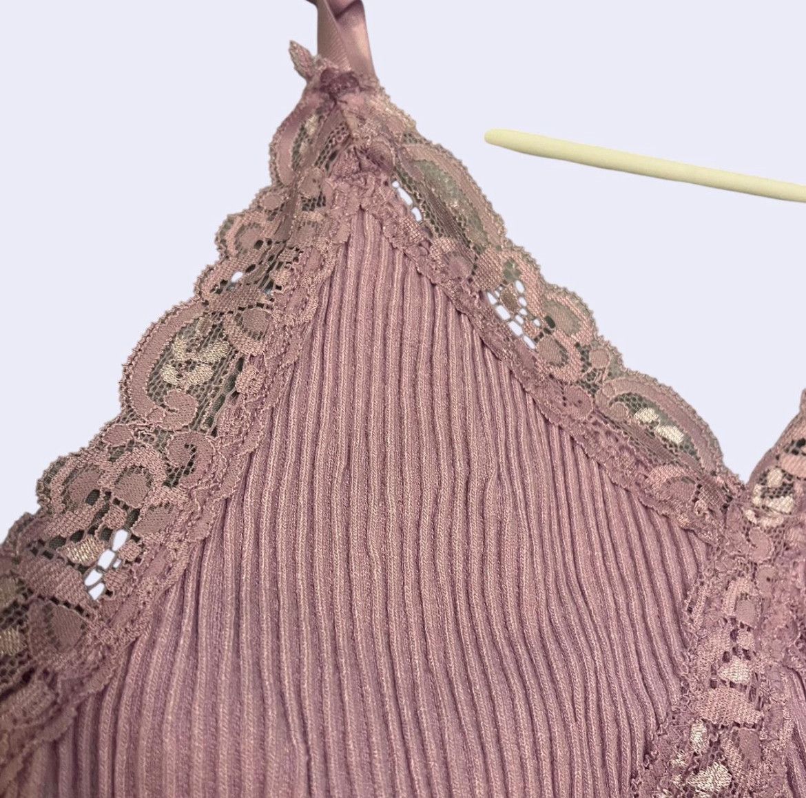 Pink × Vintage Coquette Vintage Pink Lace Trim Tank Top Size L / US 10 / IT 46 - 4 Thumbnail