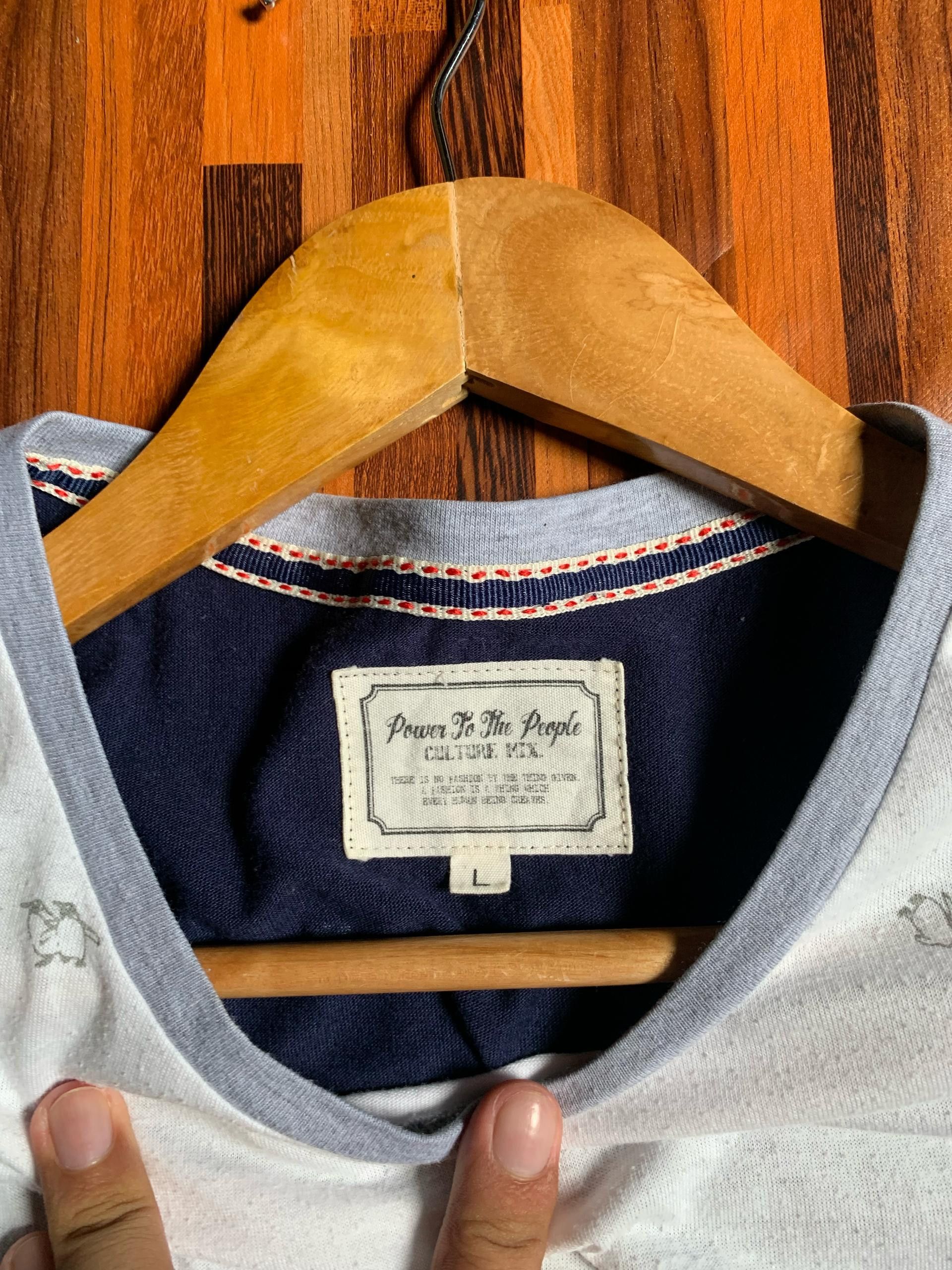 Japanese Brand Power to the people Japanese culture mix Size US L / EU 52-54 / 3 - 1 Thumbnail