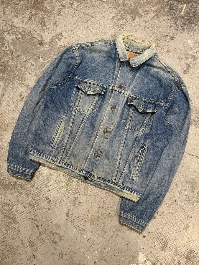 Levi's × Vintage 1990s Levi’s Blue Distressed Faded Denim Jacket Size US M / EU 48-50 / 2 - 4 Thumbnail