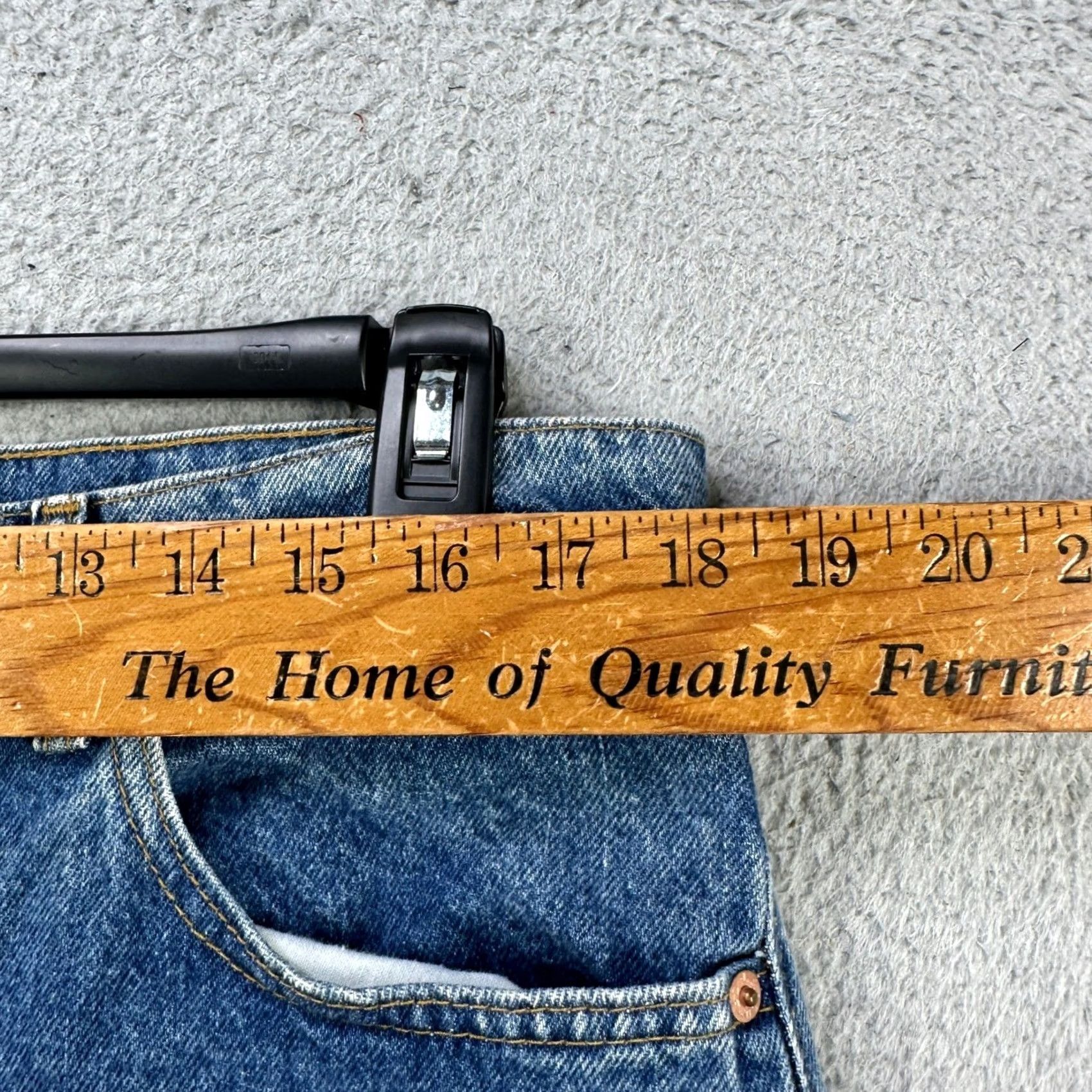 Levi's VINTAGE Levi's 505 Jeans Straight Men 36X28 Blue 5 Pocket USA Made Size US 36 / EU 52 - 7 Thumbnail