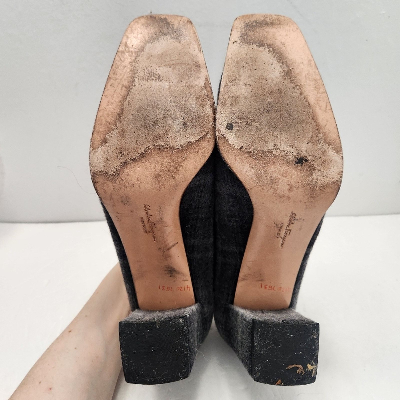 Salvatore Ferragamo Salvatore Ferragamo Allegra Pumps Heel Plaid Fabric Gray Size US 10 / IT 40 - 4 Thumbnail