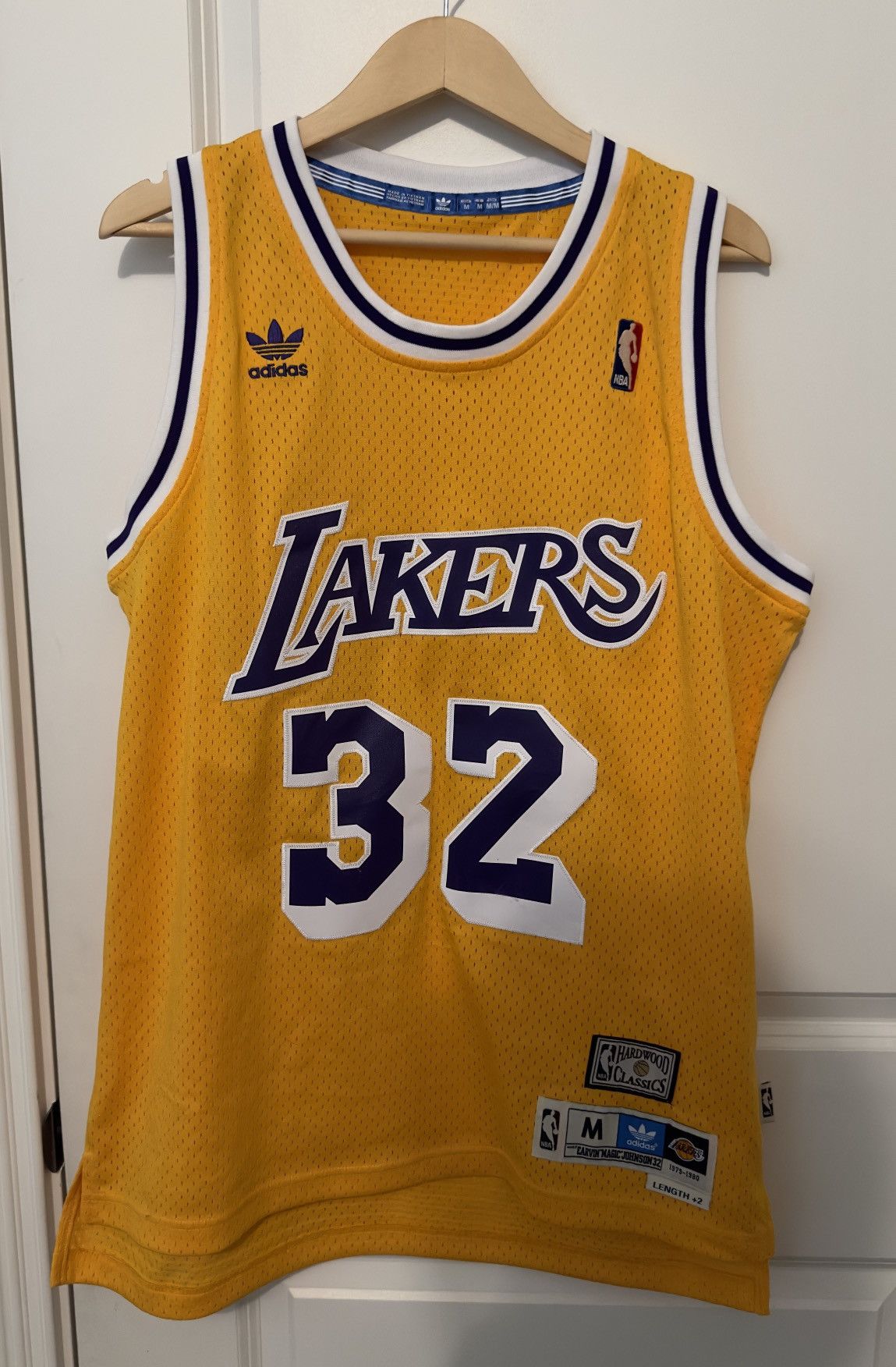 Mitchell & Ness Lakers Adidas Vintage Magic Johnson Jersey Size US M / EU 48-50 / 2 - 1 Thumbnail