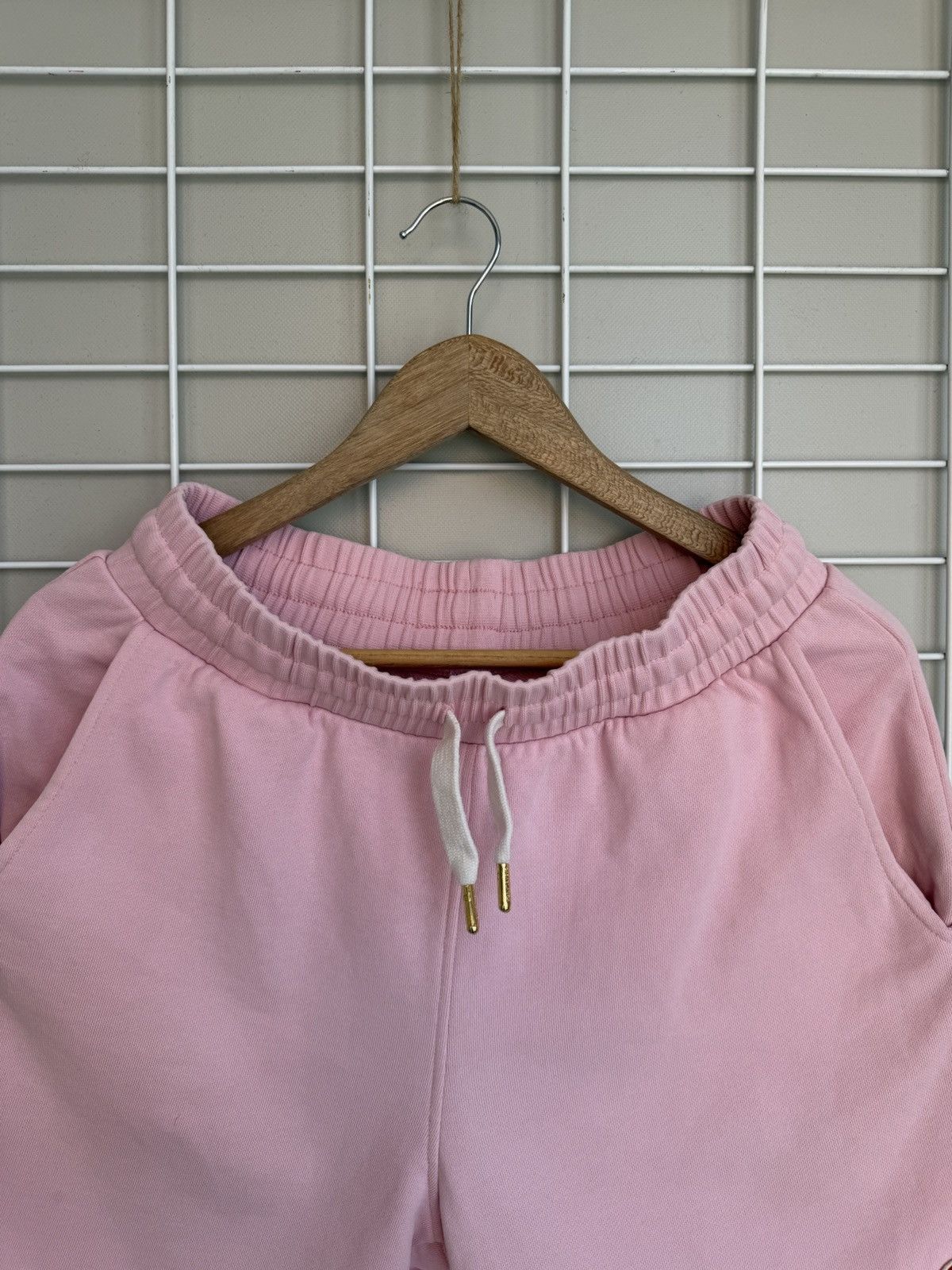 Casablanca Casablanca Logo Patch Pink Shorts Mens Size S Organic Cotton Size US 32 / EU 48 - 2 Thumbnail