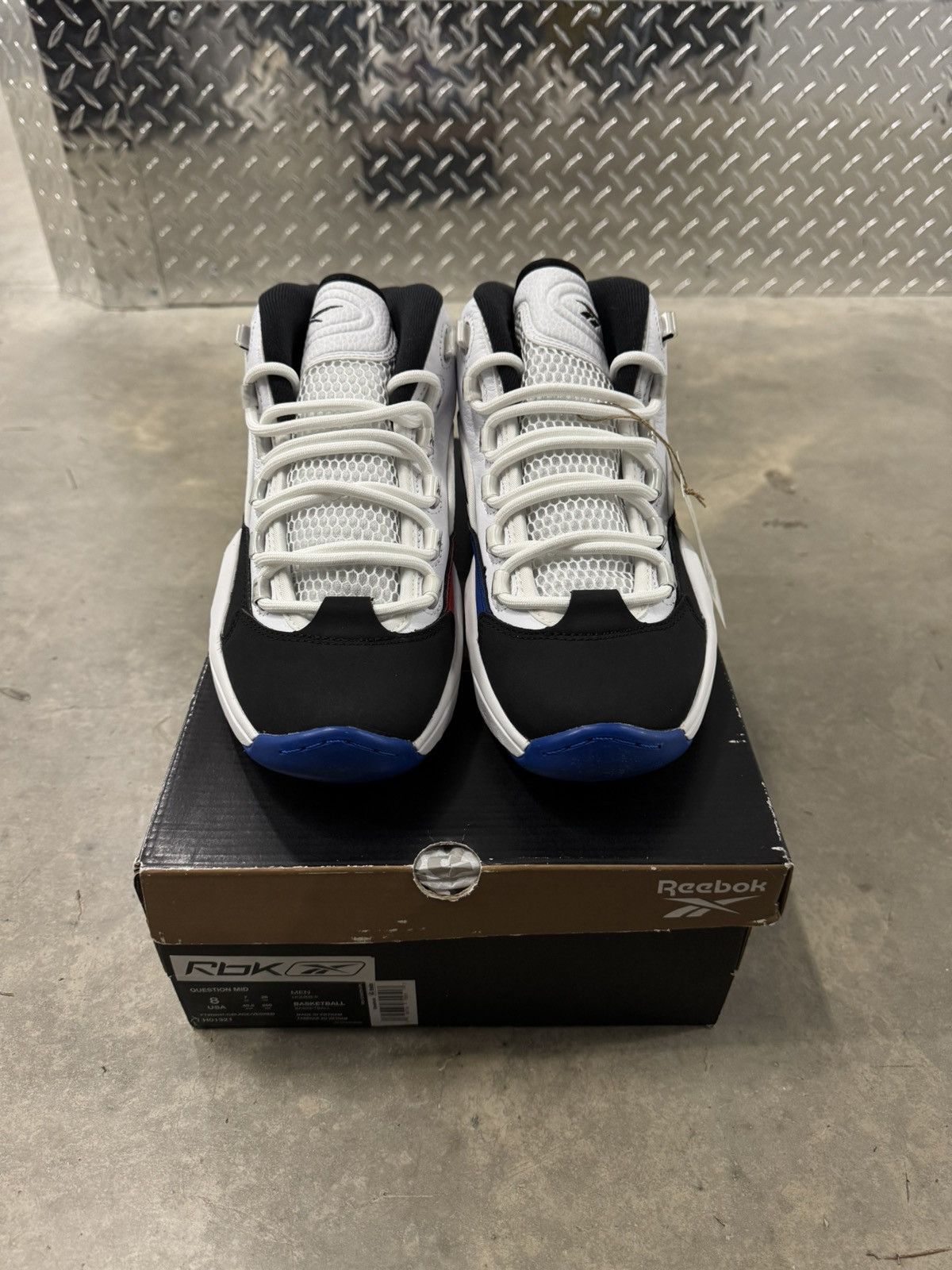 Reebok Reebok Question Mid Class of ‘16 Size 8 Size US 8 / EU 41 - 4 Thumbnail