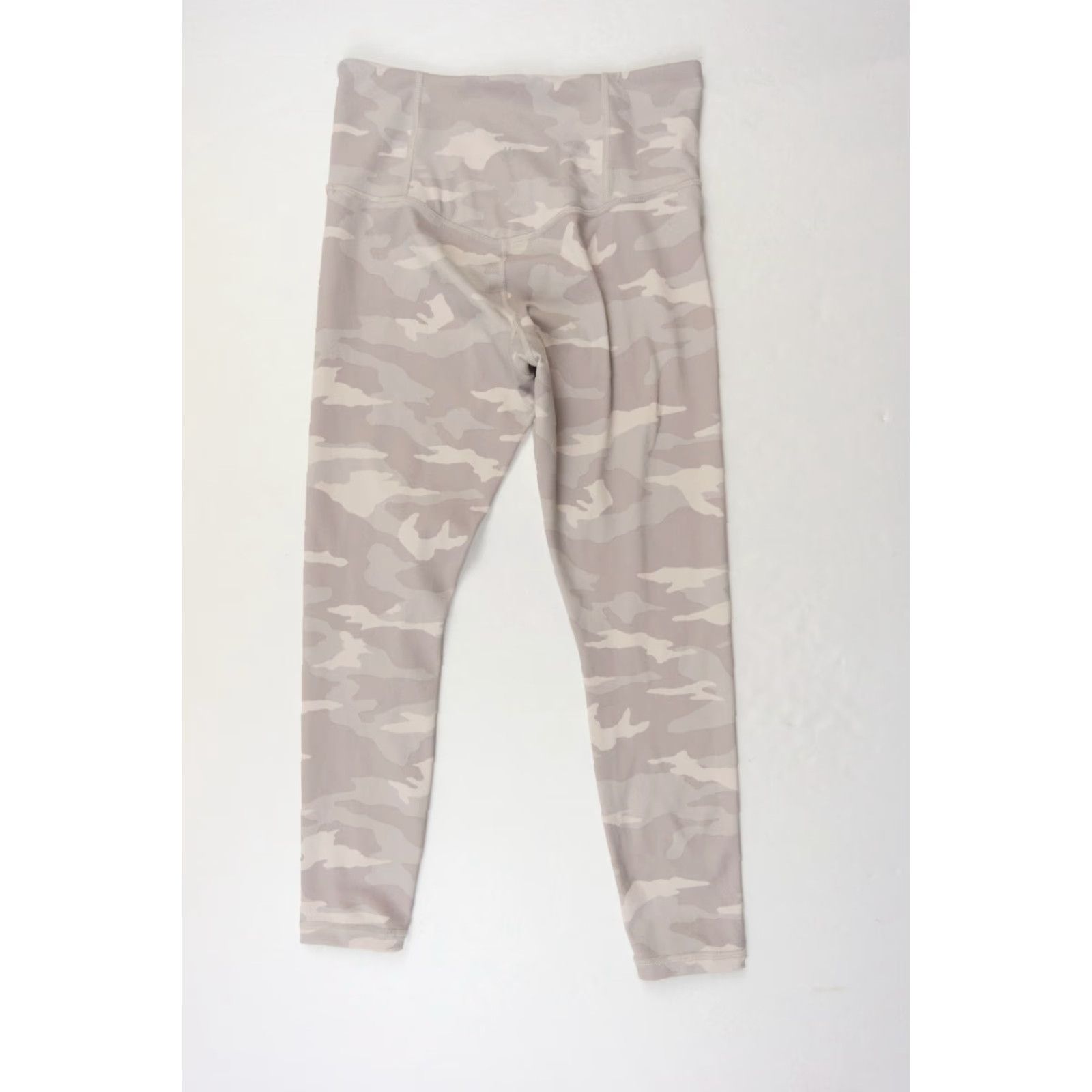 Athleta VINTAGE Athleta Leggings Womens Small Gray Camouflage 7/8 Activewear pants Elation Camo Size 28" / US 6 / IT 42 - 4 Thumbnail