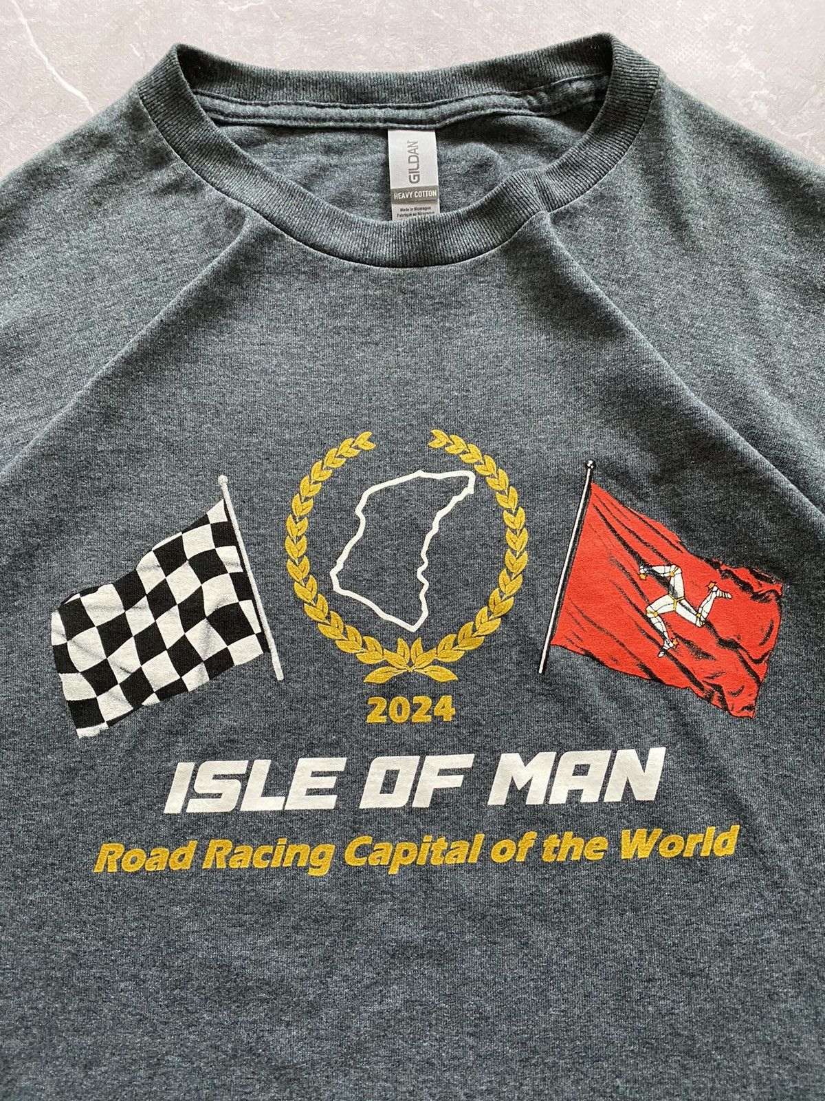 Formula 1 × Vintage Isle of Man Road Racing T Shirt Capital of the World 2024 Size US XL / EU 56 / 4 - 6 Thumbnail