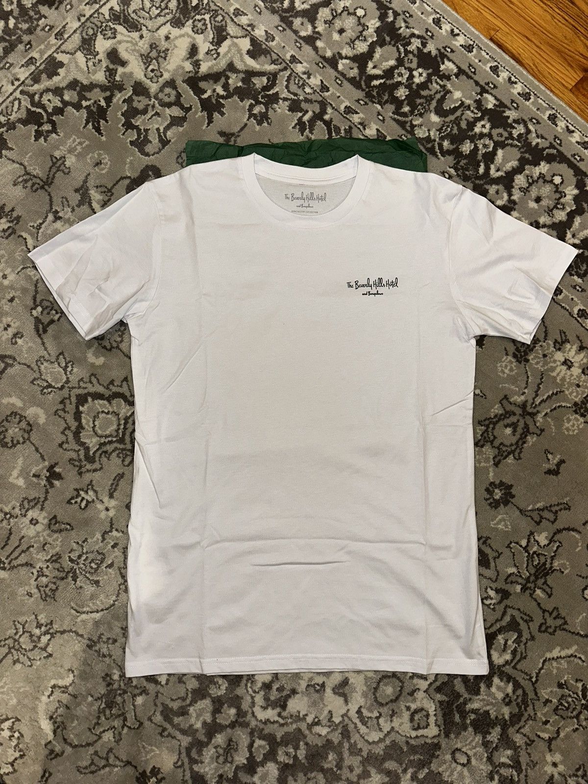 Other Beverly Hills Hotel White T-Shirt Size US M / EU 48-50 / 2 - 2 Thumbnail