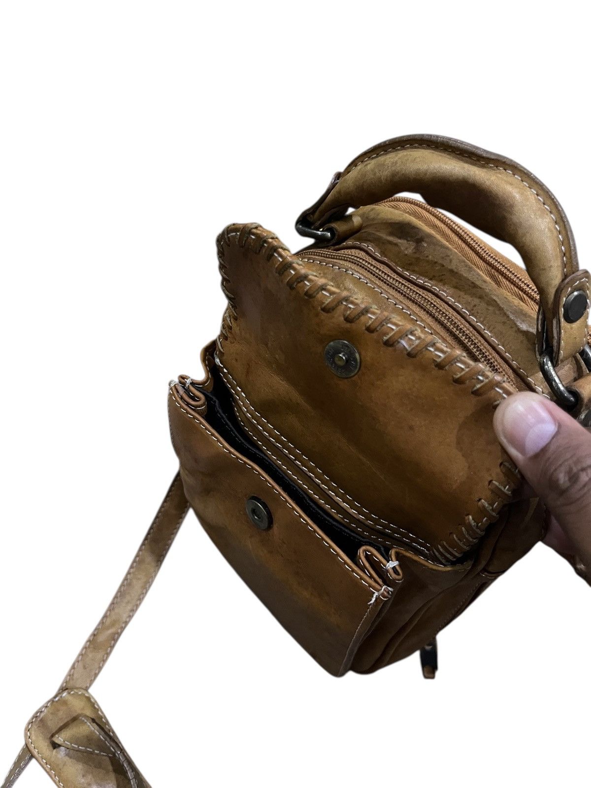 Japanese Brand Vintage cross body bag leather baseball glove leather Size ONE SIZE - 16 Thumbnail