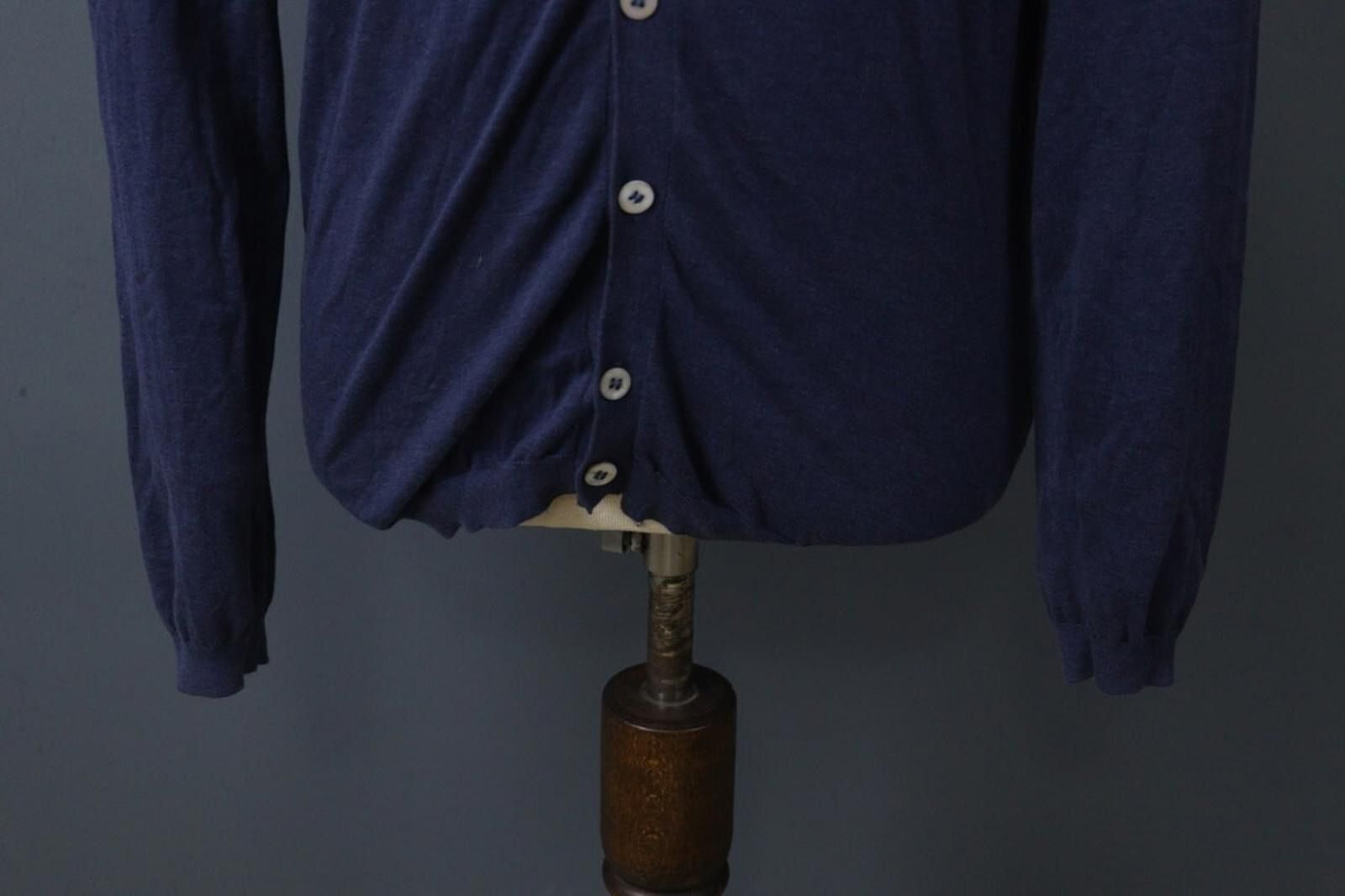 Suitsupply SUITSUPPLY Navy Cotton V-Neck Button Front Cardigan Size L Size L / US 10 / IT 46 - 3 Thumbnail