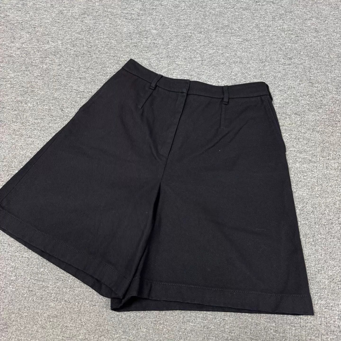 Prada Prada Black Triangle Logo Drawstring Short 42S 99New Size 28" / US 6 / IT 42 - 4 Thumbnail