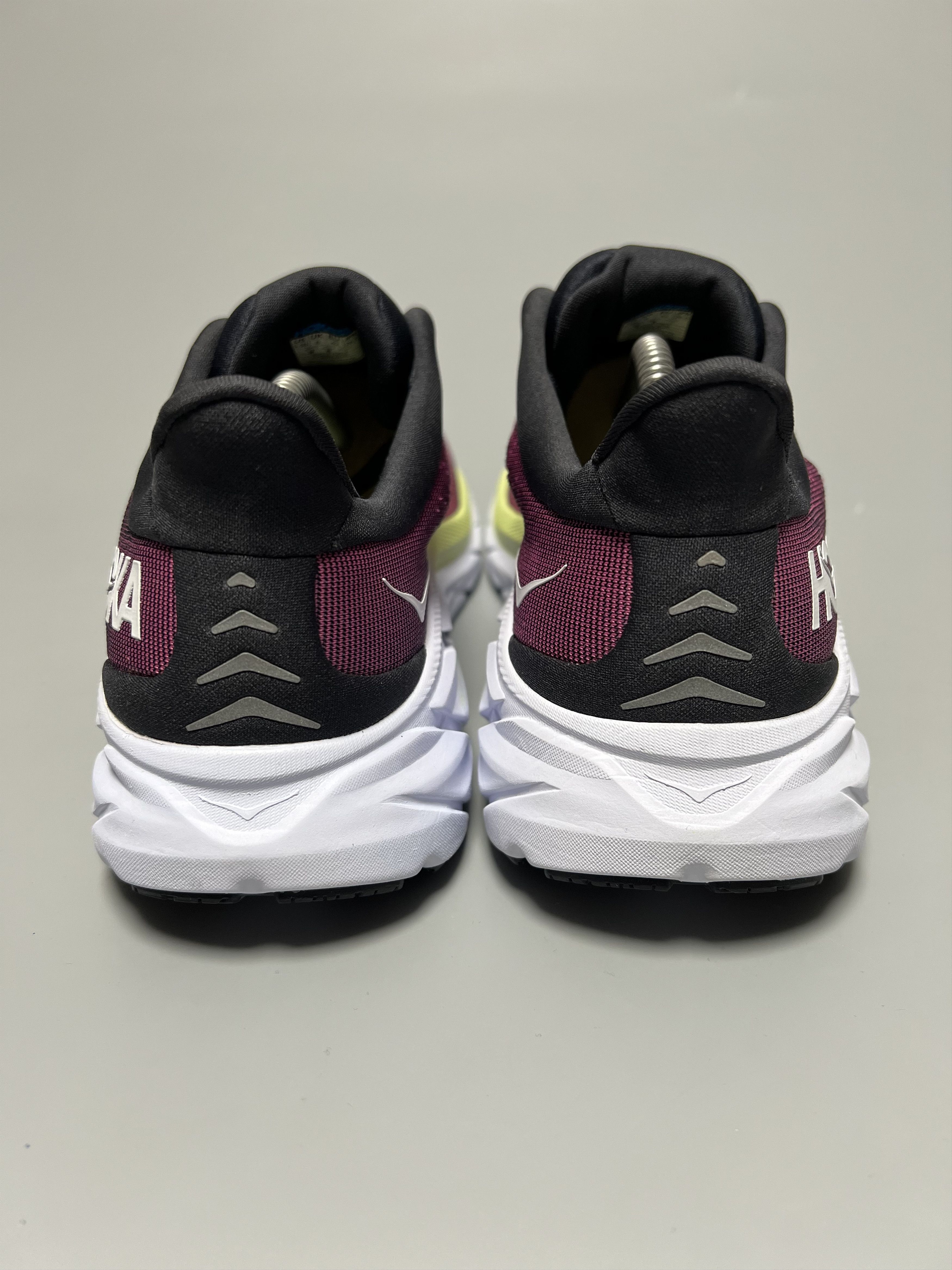 Hoka 9.5B Hoka One One Clifton 8 Running Shoes Walking Gym Size US 9.5 / IT 39.5 - 3 Thumbnail