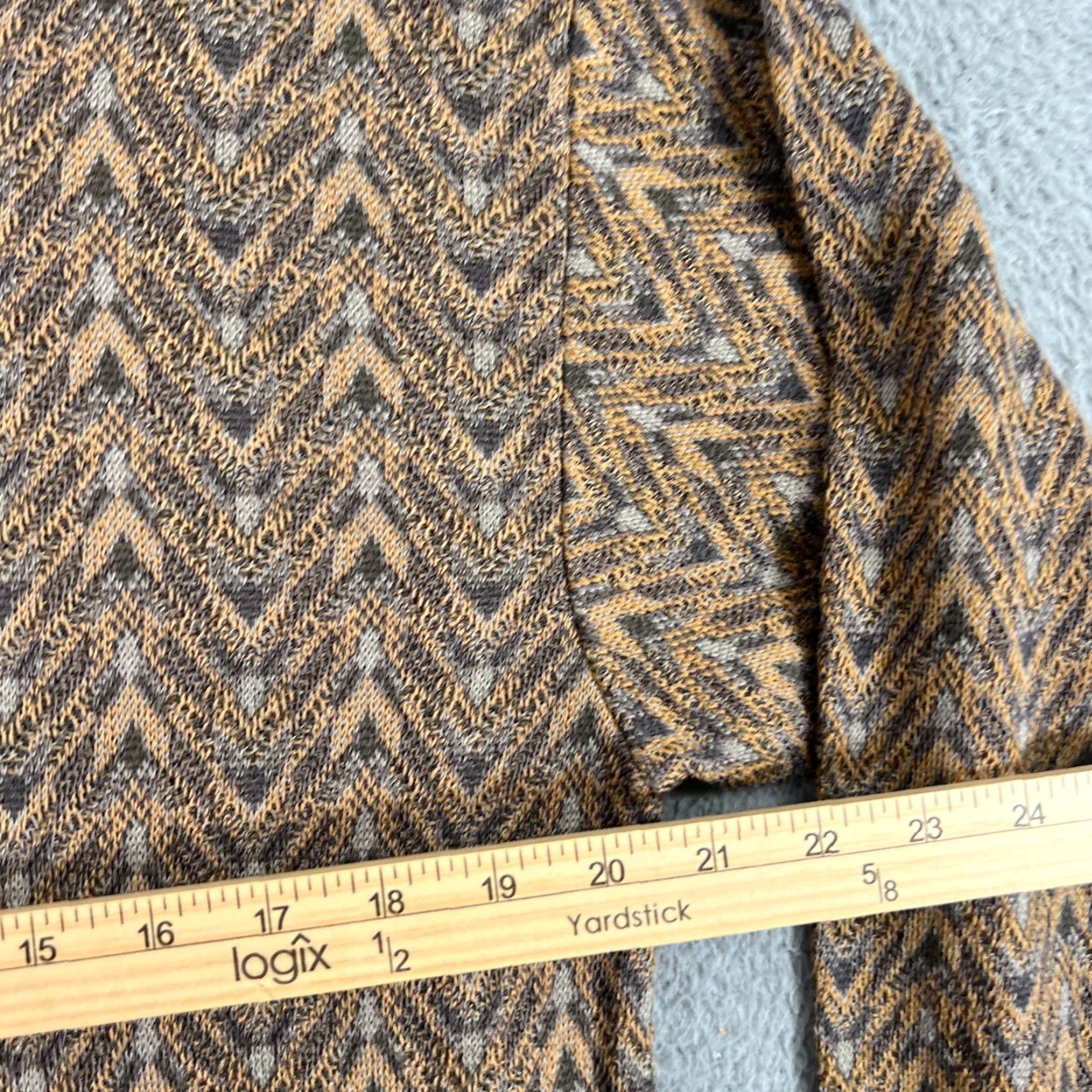 Vintage VINTAGE Tricots St Raphael Knit Sweater Mens L Large Geometric 3D Design USA MADE Streetwear? Size US L / EU 52-54 / 3 - 5 Thumbnail