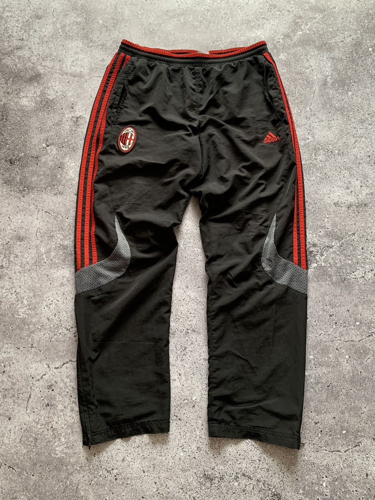 Vintage 🔥VINTAGE ADIDAS AC MILAN TRACK SUIT 00’s BLOCKCORE STYLE Size US M / EU 48-50 / 2 - 8 Thumbnail