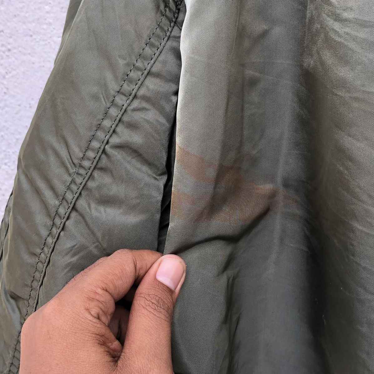 Alpha Industries Vintage Flyers Man Intermediate Ma-1 Bomber Jacket Size US XL / EU 56 / 4 - 13 Thumbnail