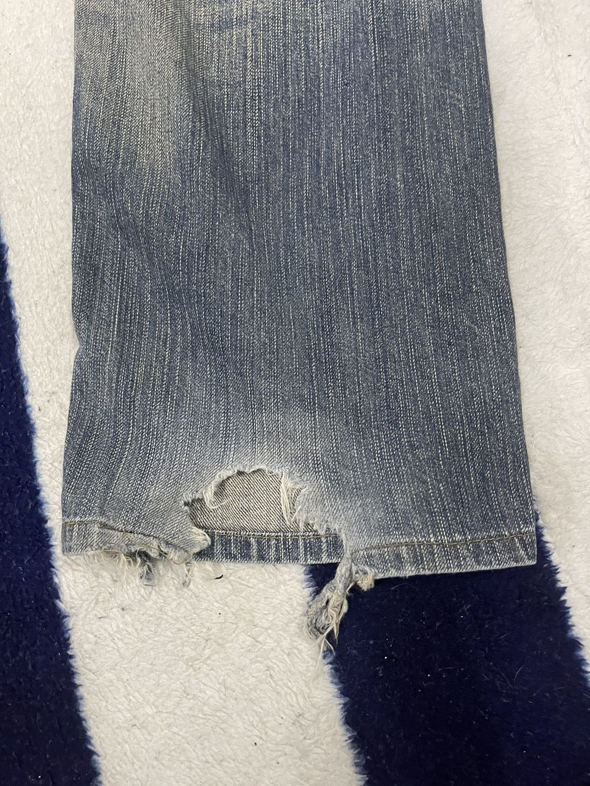 Edwin × Japanese Brand Distressed Edwin Exclusive Vintage Jeans (11) Size US 32 / EU 48 - 8 Thumbnail