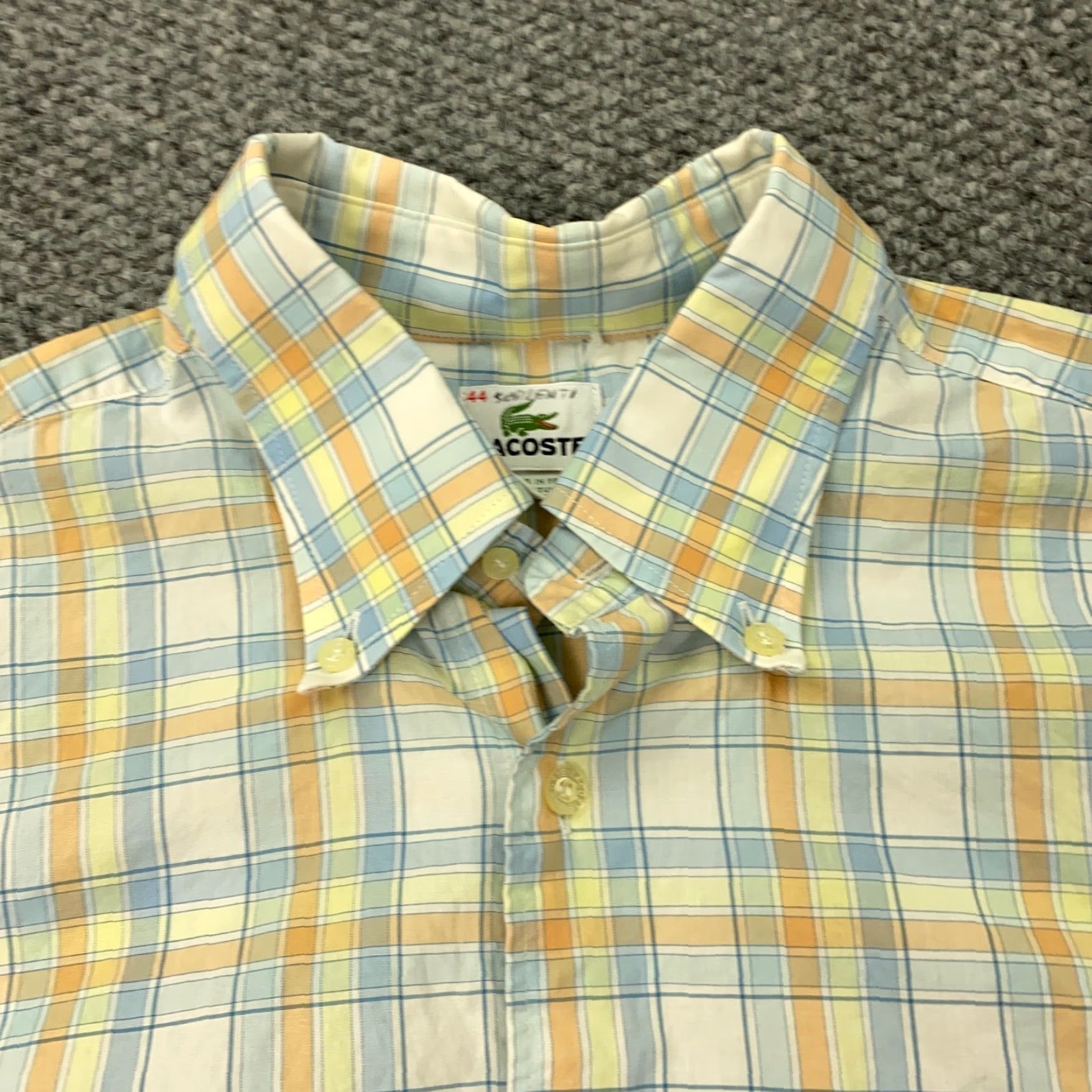 Lacoste VINTAGE Lacoste Mens Shirt Size 44 Long Sleeve Button-Down Collared Plaid Cotton Casual Size US XXL / EU 58 / 5 - 3 Thumbnail