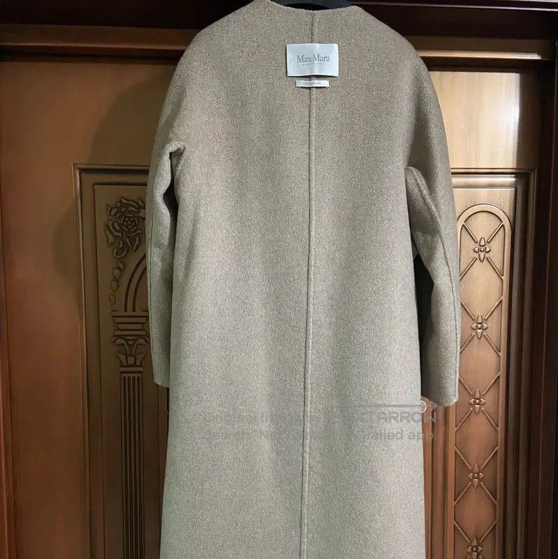 Max Mara MaxMara Cashmere Coat in Beige for Women . Size L / US 10 / IT 46 - 8 Thumbnail