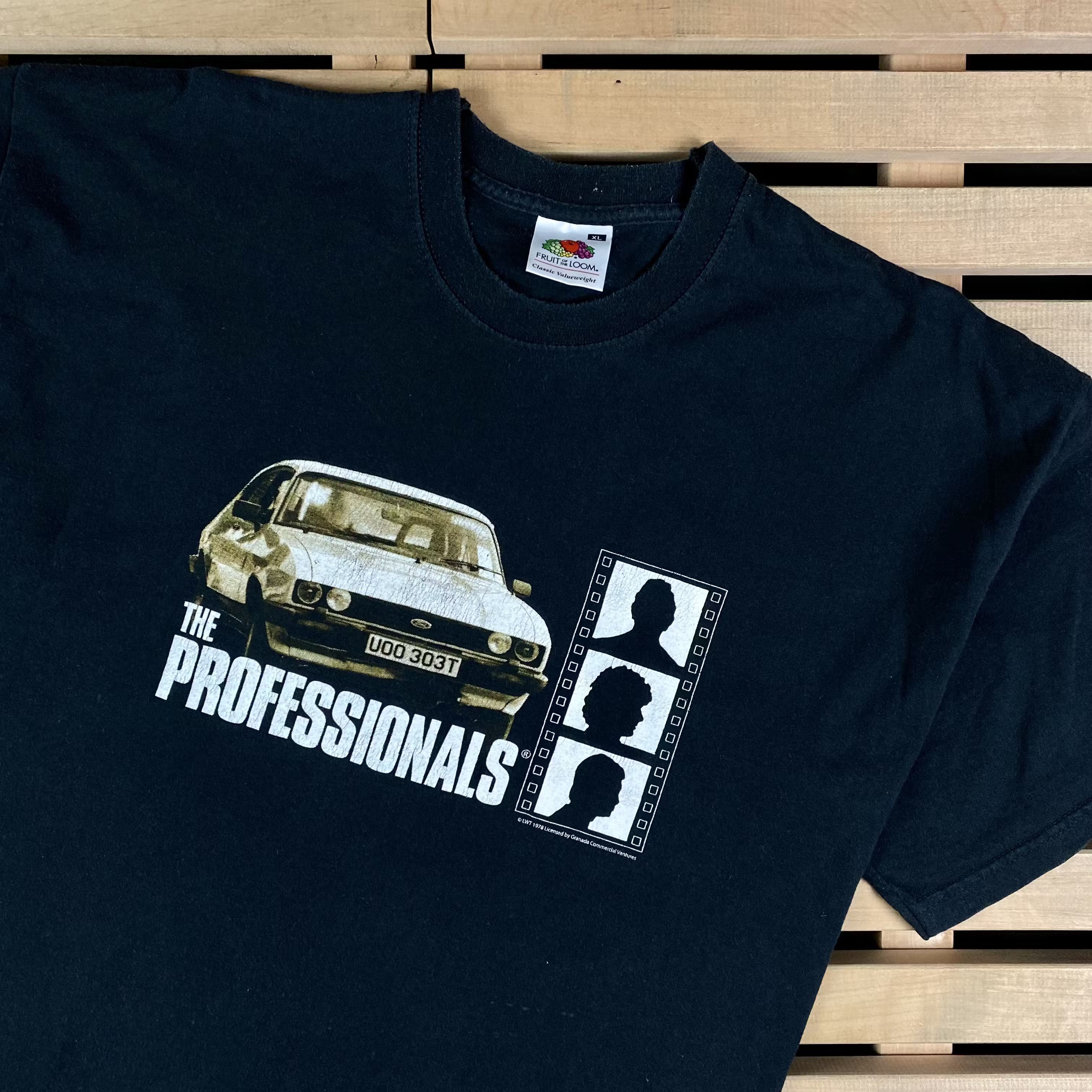 Vintage Mens Vintage T Shirt Ford Mustang The Professionals Size XL Size US XL / EU 56 / 4 - 2 Thumbnail