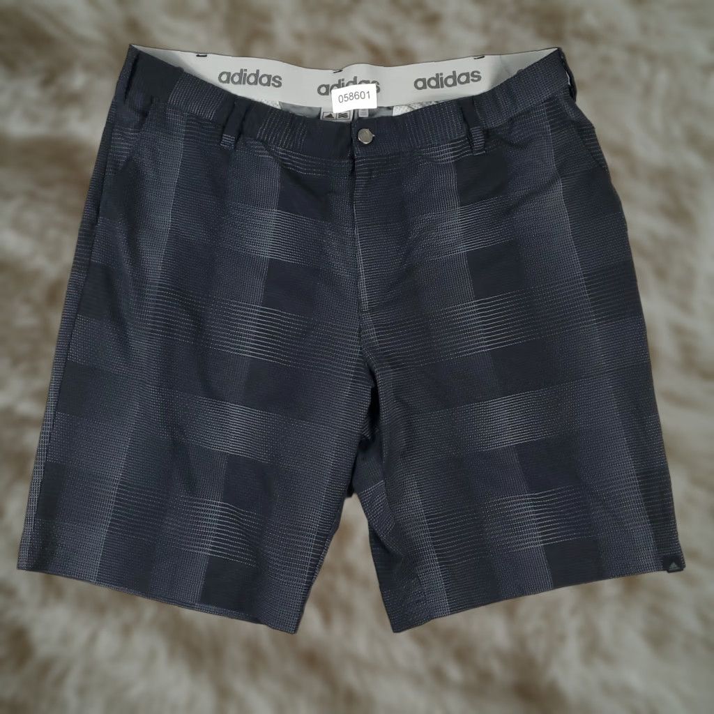 Adidas VINTAGE Adidas Shorts Men Size 40 Black Plaid Chino Casual Golf Flat Front Size US 40 / EU 56 - 1 Thumbnail
