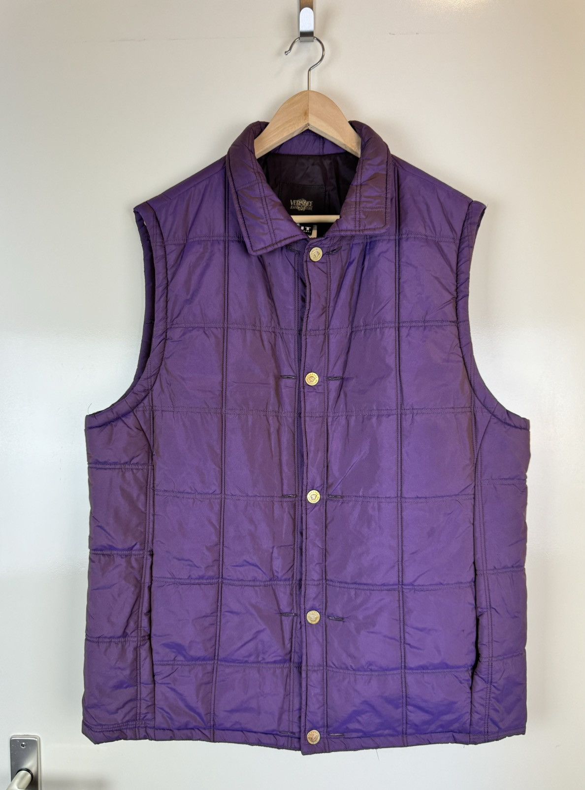 Versace Versace Vintage sleeveless quilted jacket unisex vest gilet Size US XL / EU 56 / 4 - 1 Thumbnail