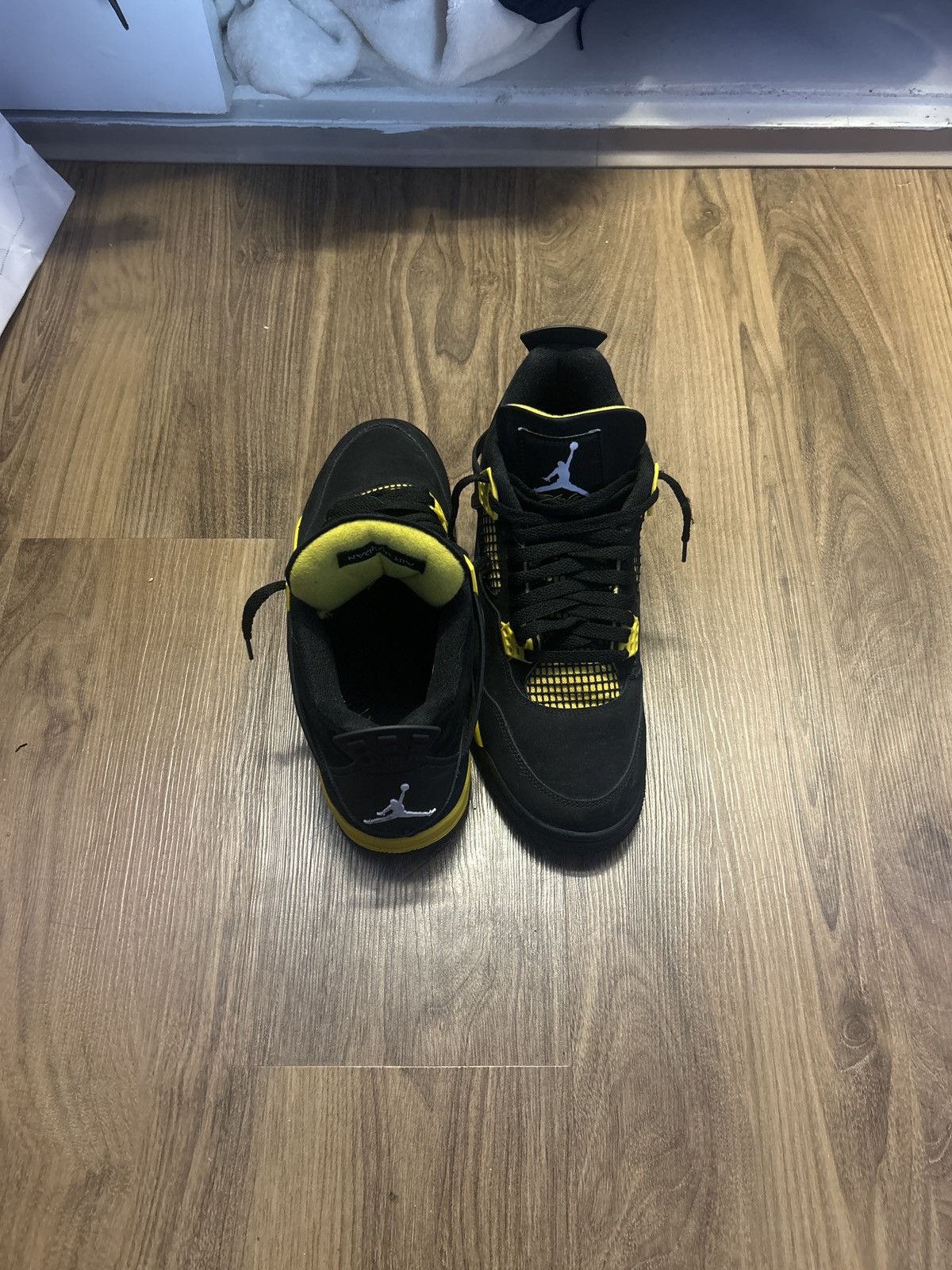 Jordan Brand Jordan 4 Thunder Size US 11 / EU 44 - 1 Thumbnail