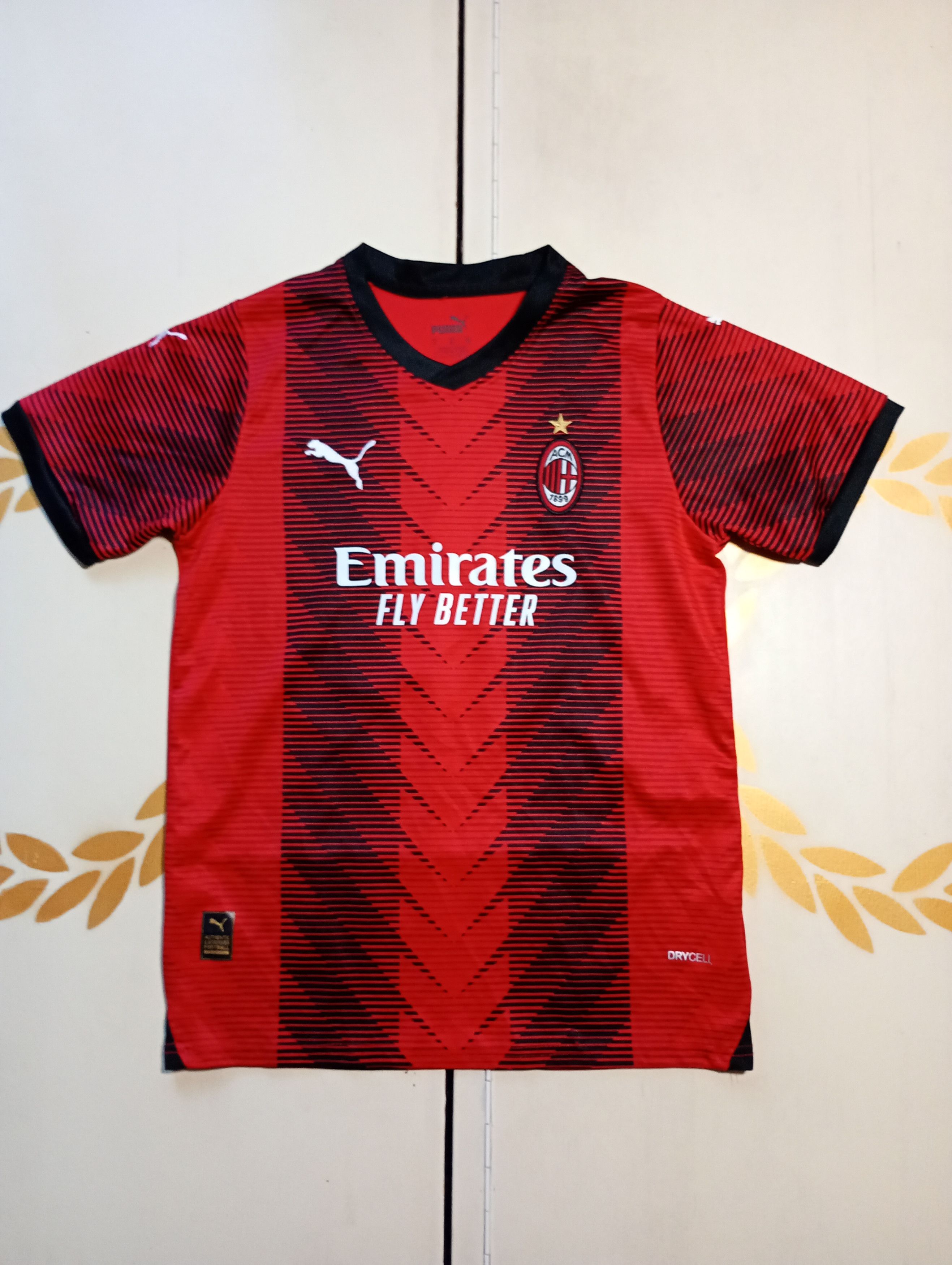 Puma Puma AC Milan Home Jersey #10 Rafa Leao 2023-2024 size 28 Size US S / EU 44-46 / 1 - 2 Thumbnail