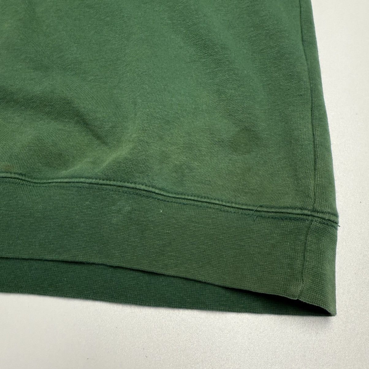 Disney Vintage Disney Tigger Golf Sweatshirt Mens L 23x26.5 Green C Size US L / EU 52-54 / 3 - 7 Thumbnail