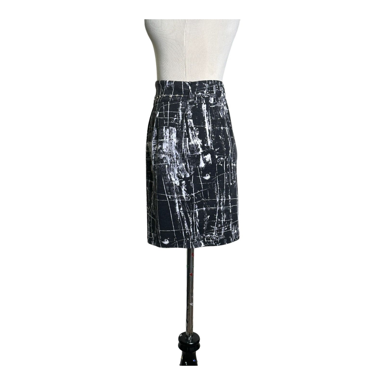 MINKPINK Mink Pink black tie dye studded mini skirt size medium Size 30" / US 8 / IT 44 - 2 Thumbnail