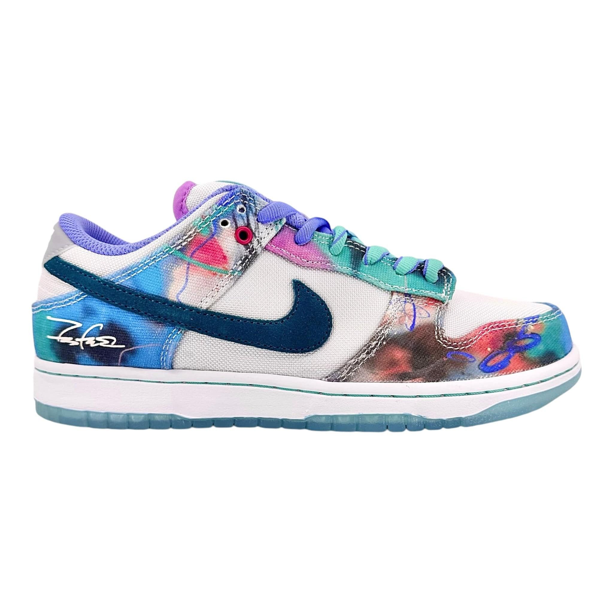 SB Dunk Low Futura Laboratories Bleached Aqua