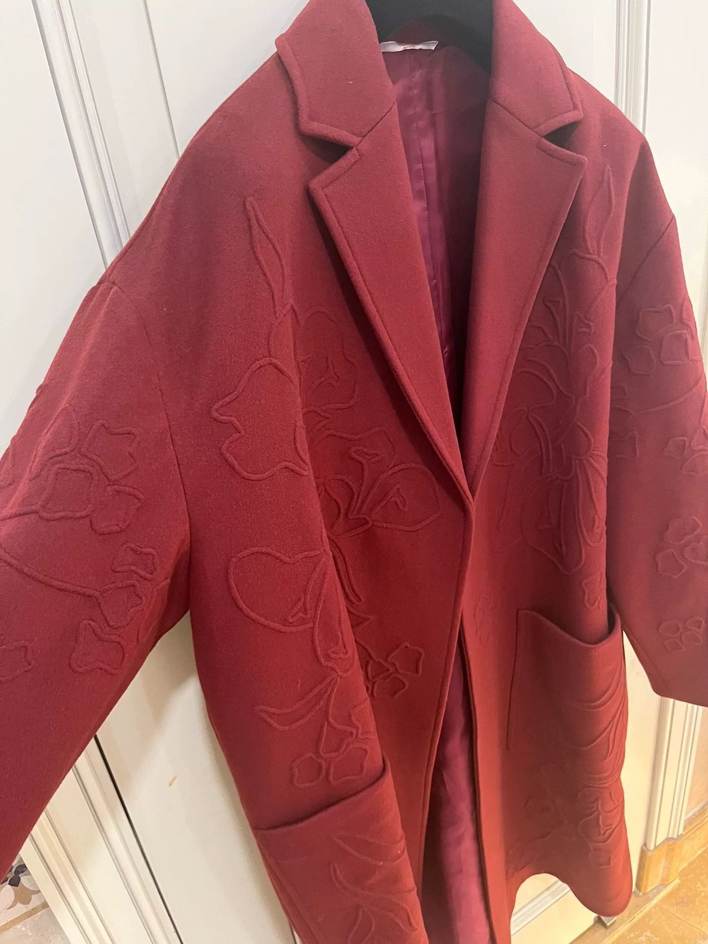 Valentino Valentino Runway Red Embroidered Wool Coat Size US S / EU 44-46 / 1 - 8 Thumbnail