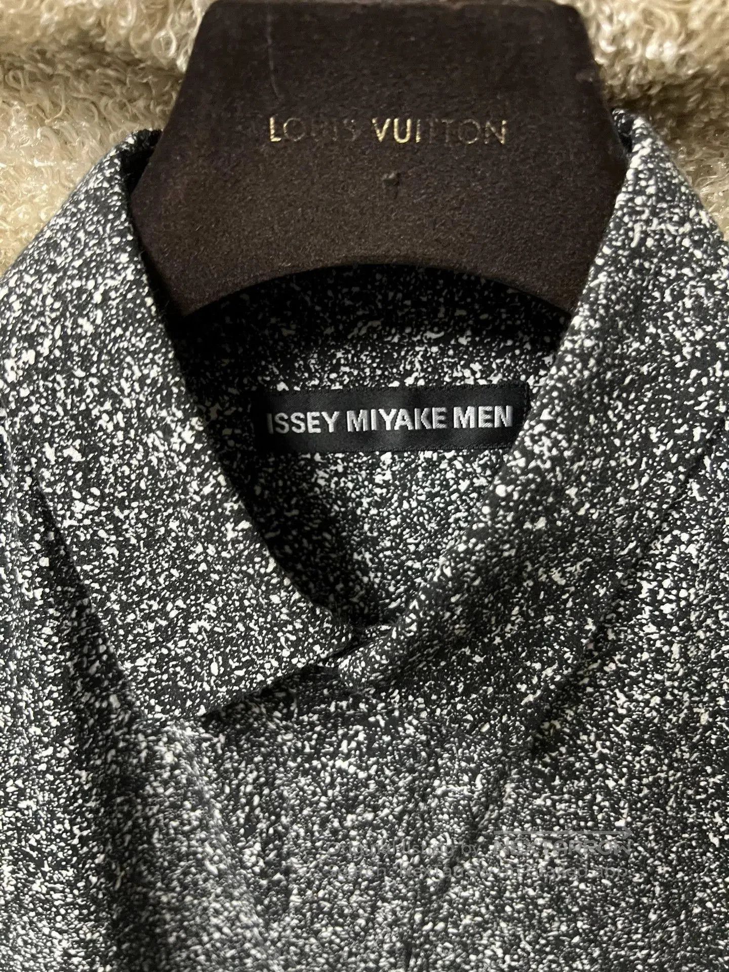 Issey Miyake Issey Miyake Men's Shirt. Size US M / EU 48-50 / 2 - 2 Thumbnail