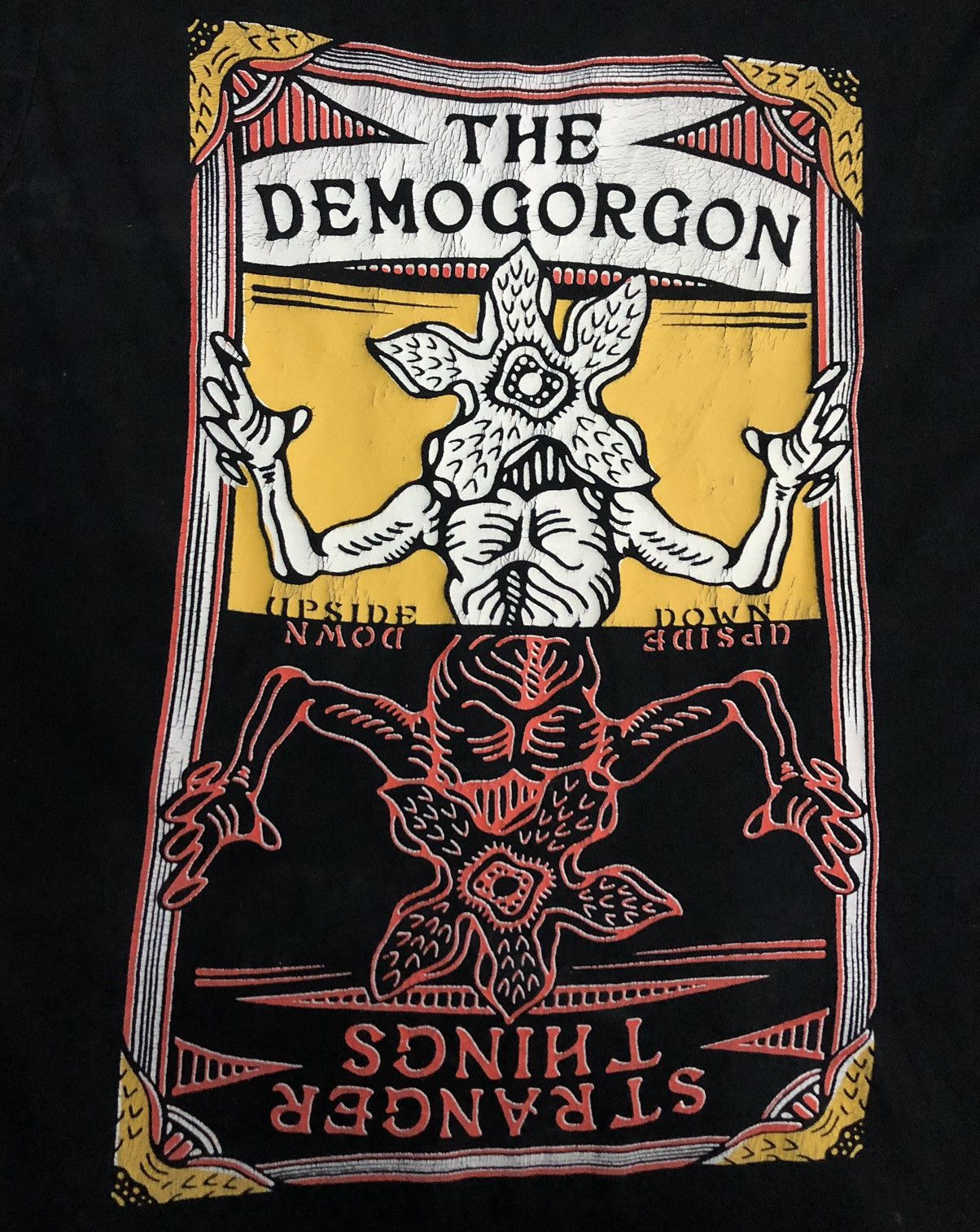 Vintage Netflix Stranger Things The Demogorgon T-Shirt Size US S / EU 44-46 / 1 - 3 Thumbnail