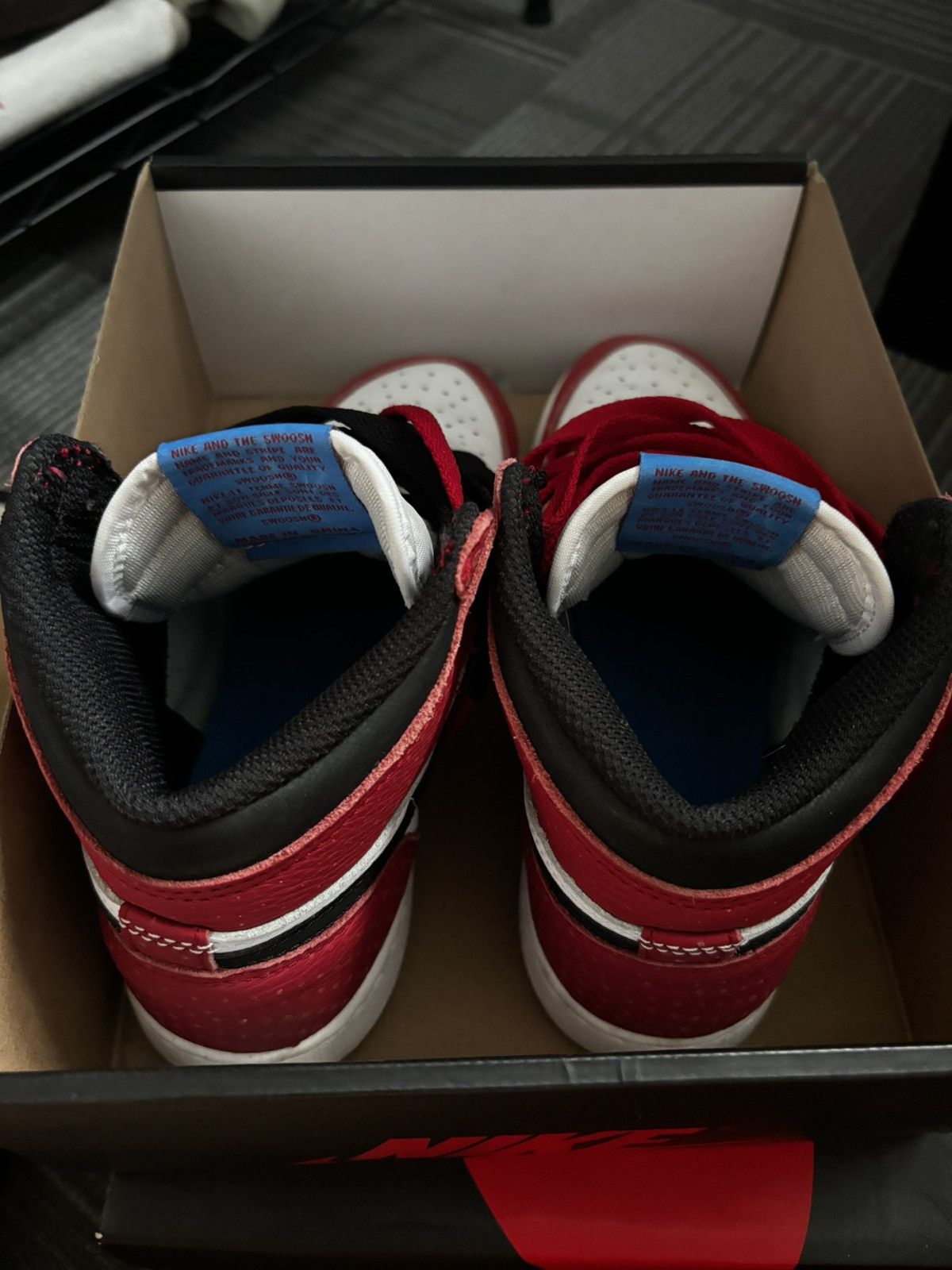 Nike Air Jordan 1 Retro High GS 'Origin Story' Size US 5.5 / IT 35.5 - 6 Thumbnail