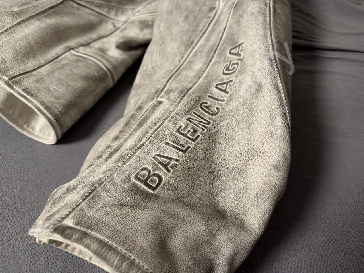 Balenciaga Balenciaga S23 Mudshow Oversized Biker Leather Jacket, Sz 2 Size US M / EU 48-50 / 2 - 3 Thumbnail