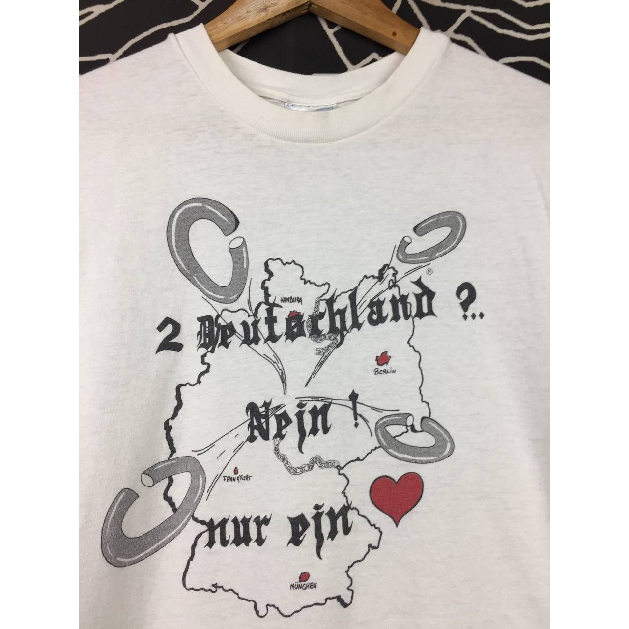 Hanes × Vintage Vtg 90s German Reunification Map Made In Usa Tee Size US M / EU 48-50 / 2 - 3 Thumbnail