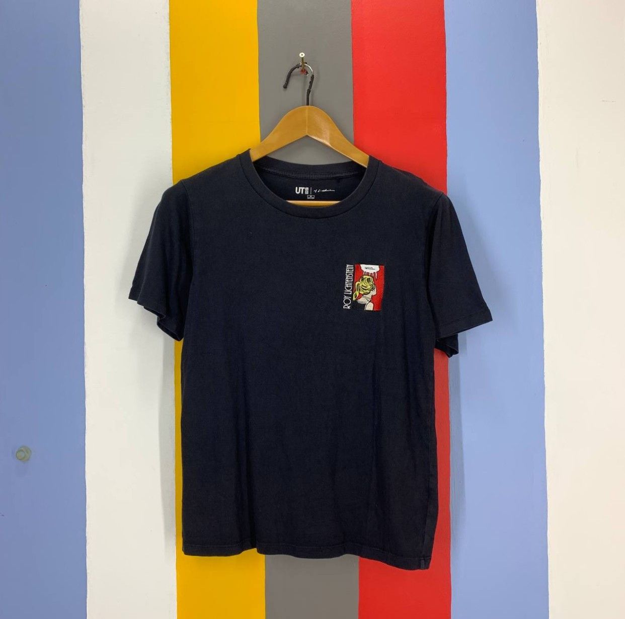 Uniqlo UNIQLO x ROY LICHTENSTEIN Cold Shoulder T Shirt #2223/22 Size US S / EU 44-46 / 1 - 1 Thumbnail