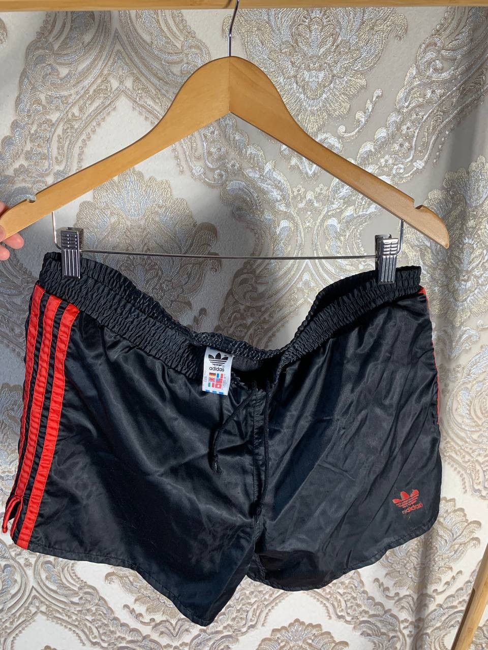 Adidas VINTAGE ADIDAS ORIGINAL EQUIPMENT RETRO SHORTS NYLON Y2K 90s Size US 36 / EU 52 - 3 Thumbnail