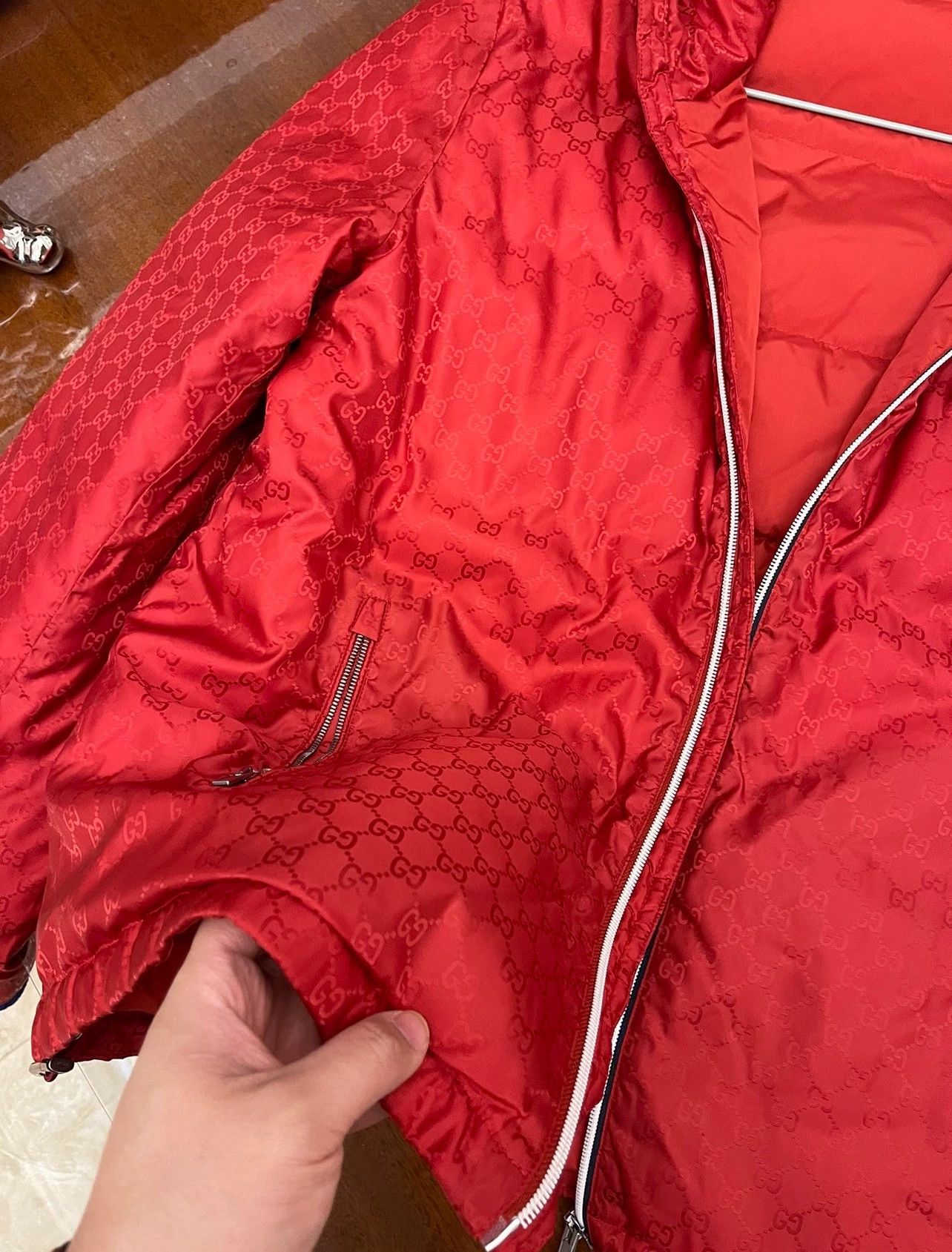 Gucci Gucci Red Full Logo Goose Down Puffer Jacket 56 Warm Size US XL / EU 56 / 4 - 4 Thumbnail
